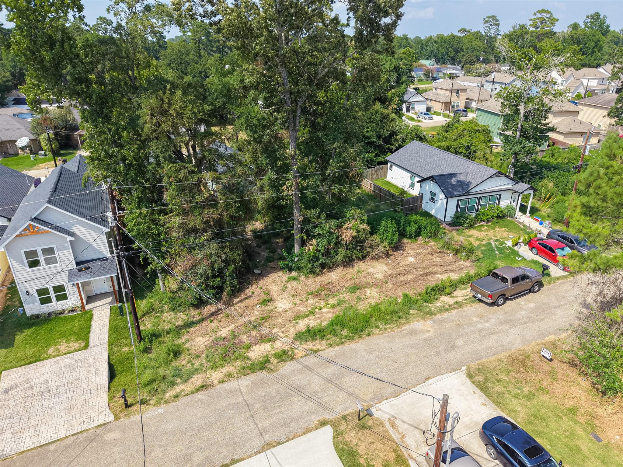 16712 E Ivanhoe
