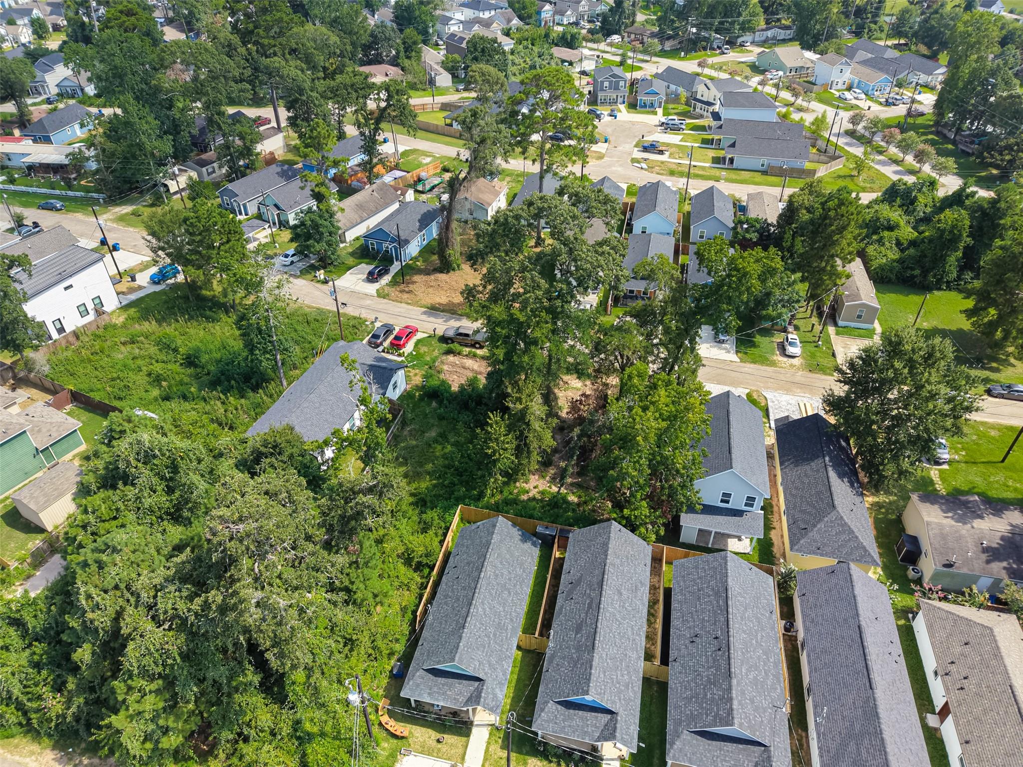16712 E Ivanhoe