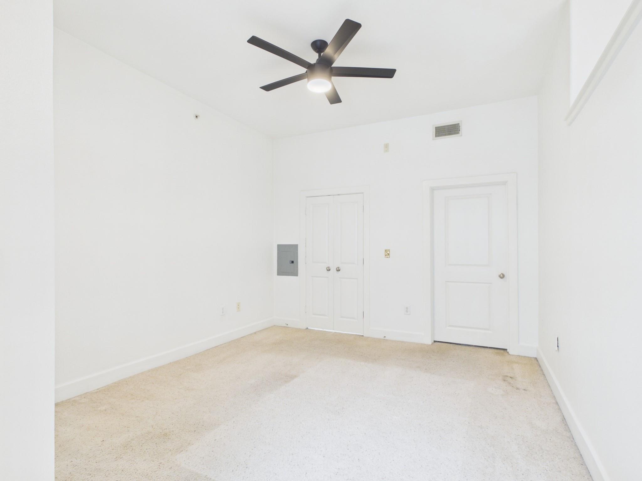 1901 Post Oak Blvd Boulevard # 2402