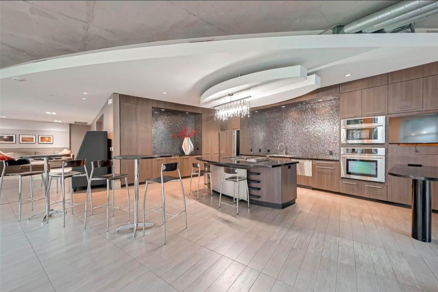 1901 Post Oak Blvd Boulevard # 2402
