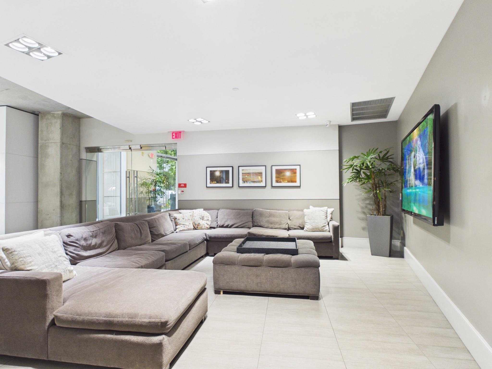 1901 Post Oak Blvd Boulevard # 2402