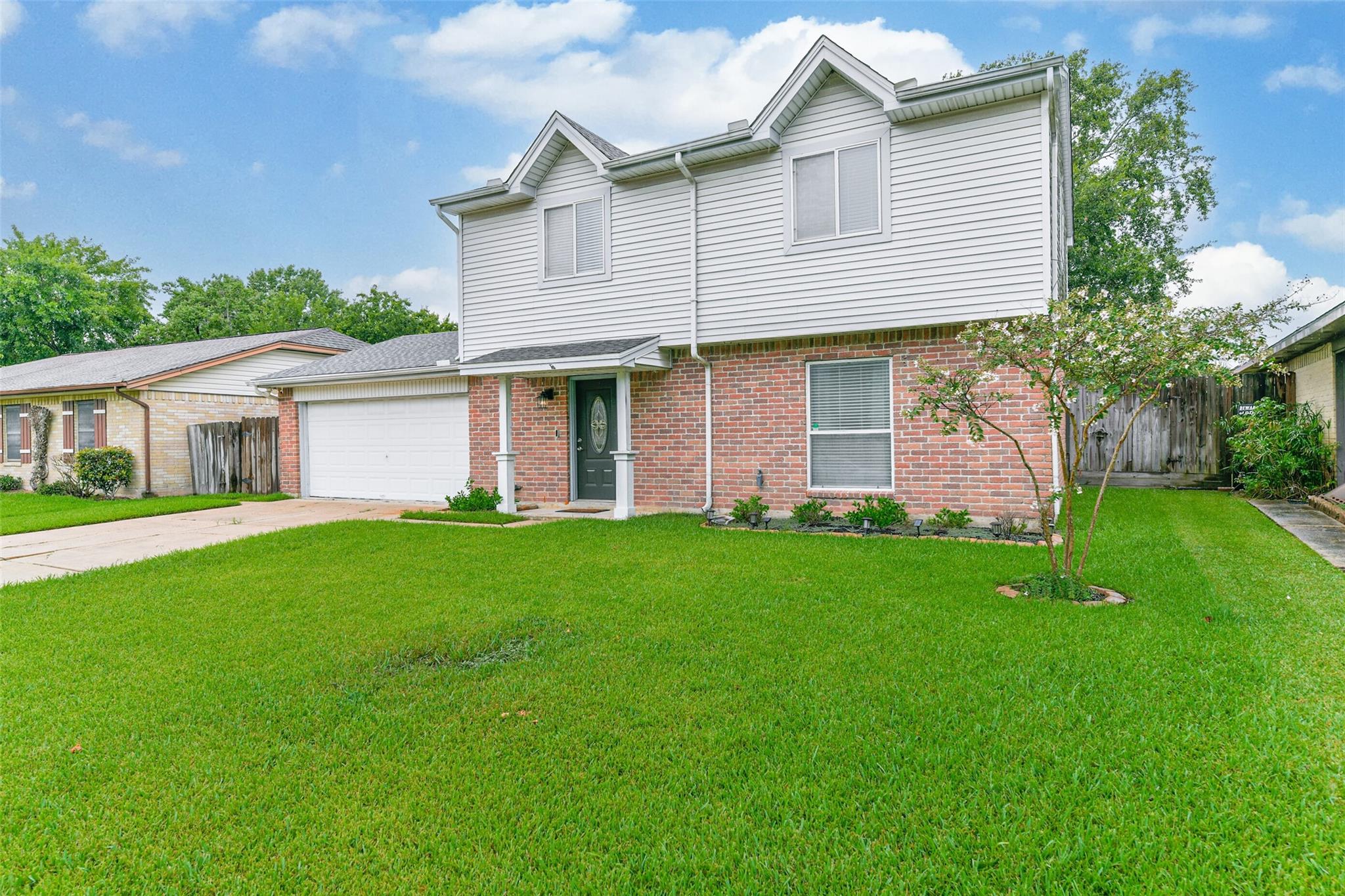 207 Woodvale Drive