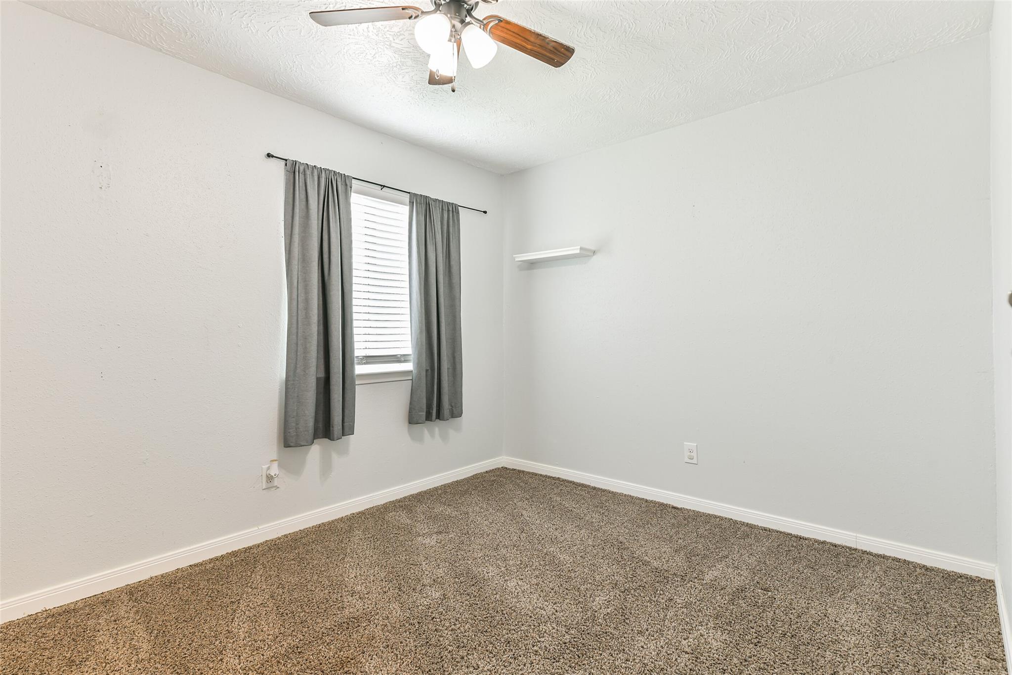 207 Woodvale Drive