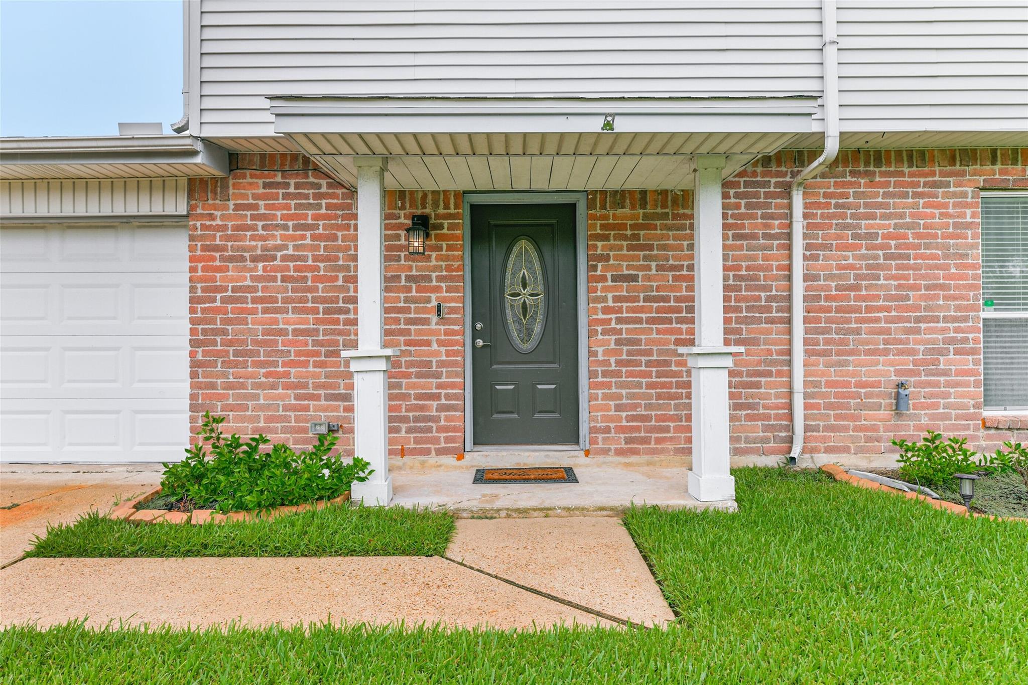 207 Woodvale Drive