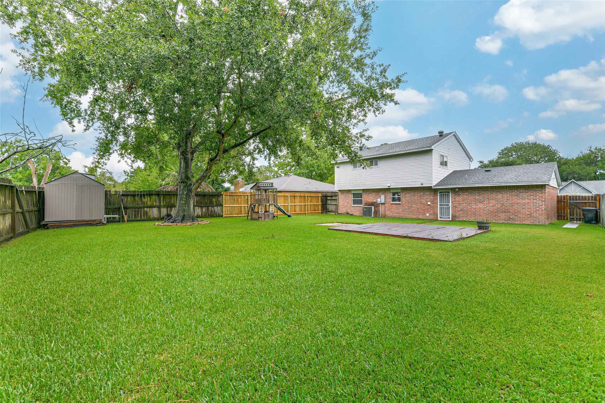 207 Woodvale Drive