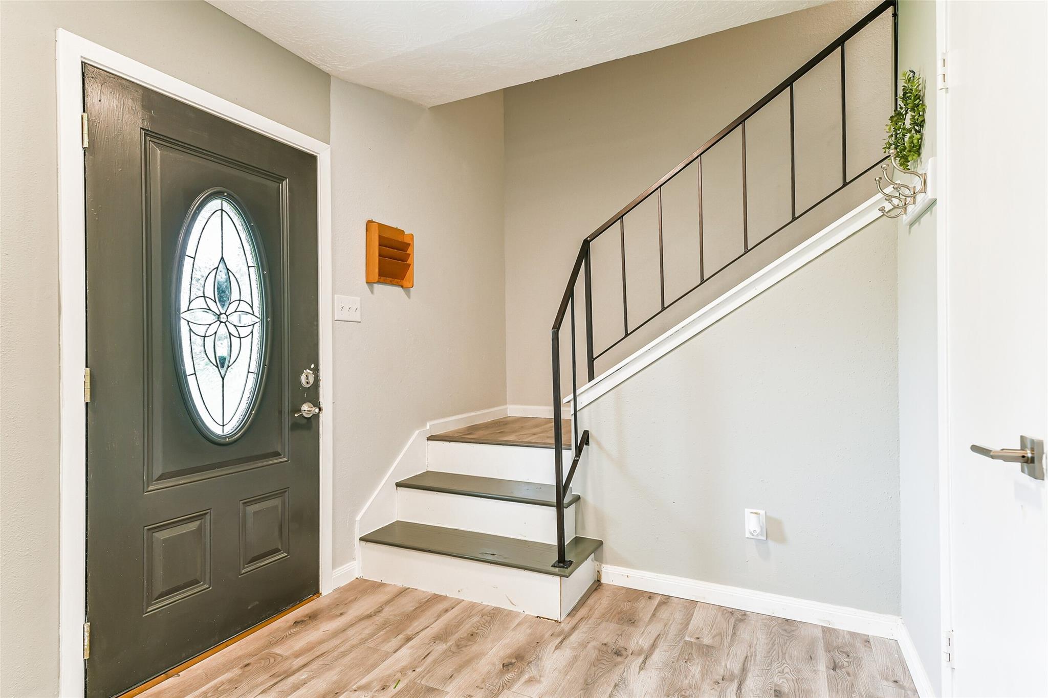 207 Woodvale Drive