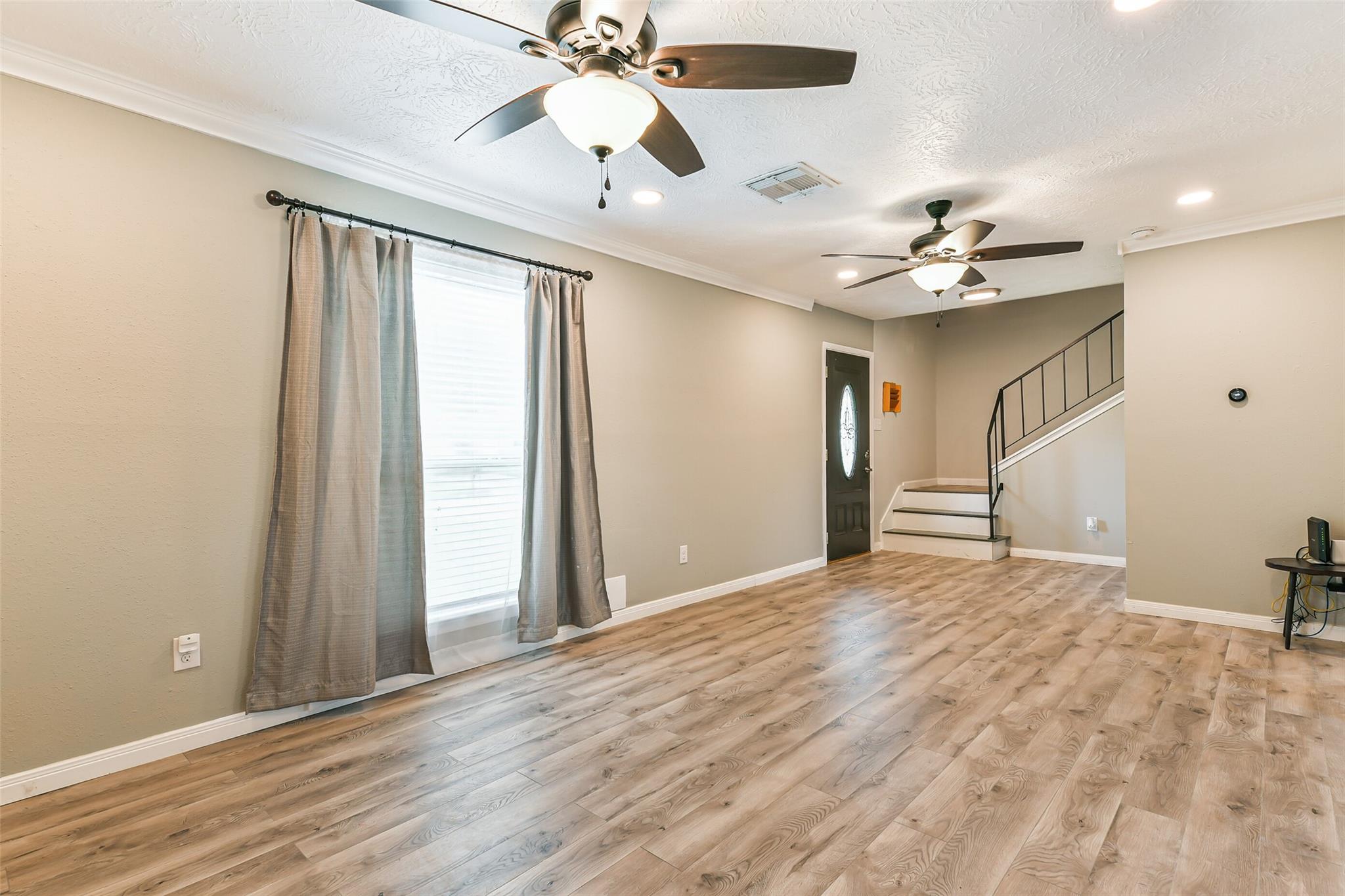 207 Woodvale Drive