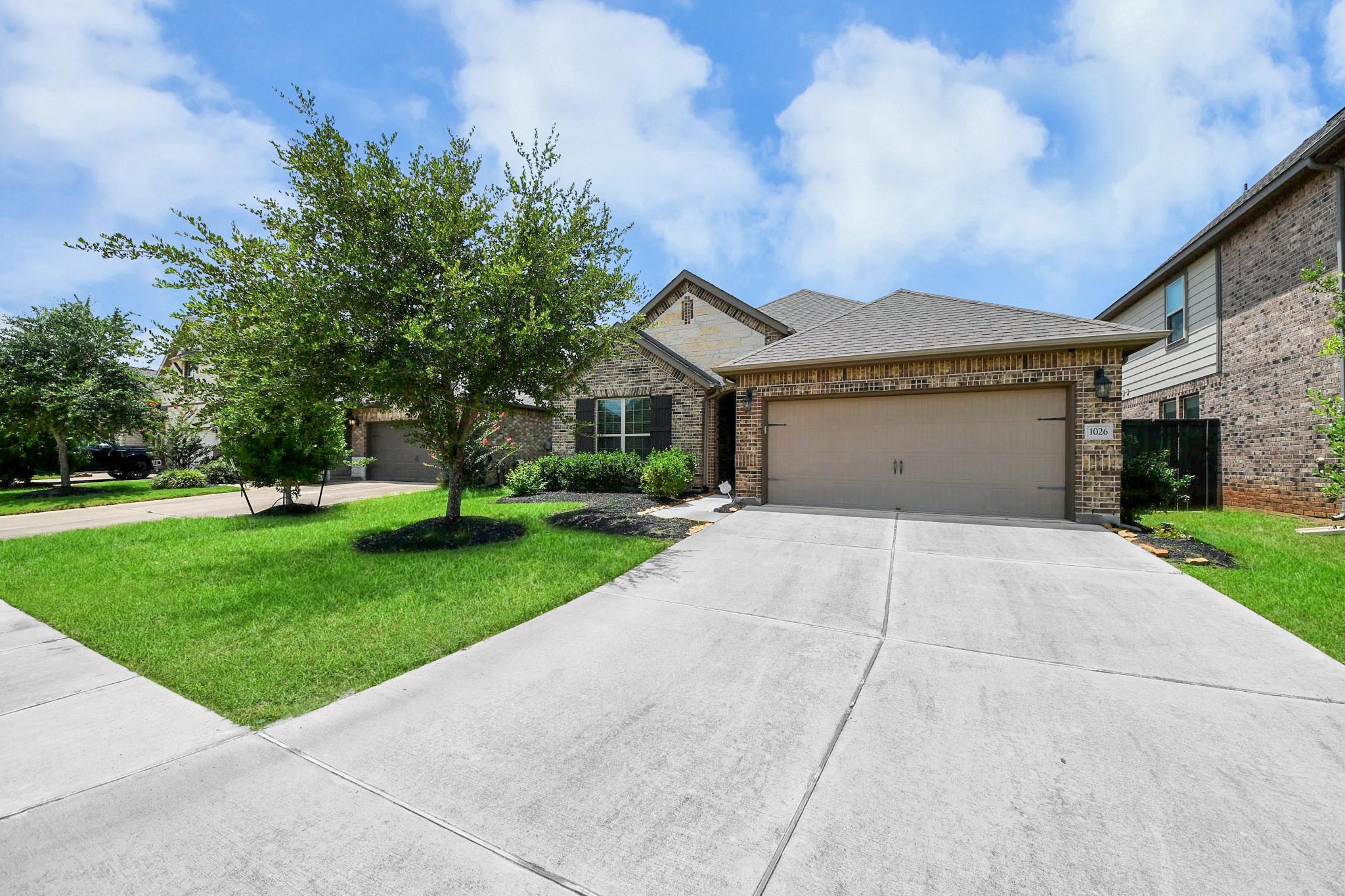 1026 Warm Summer Drive