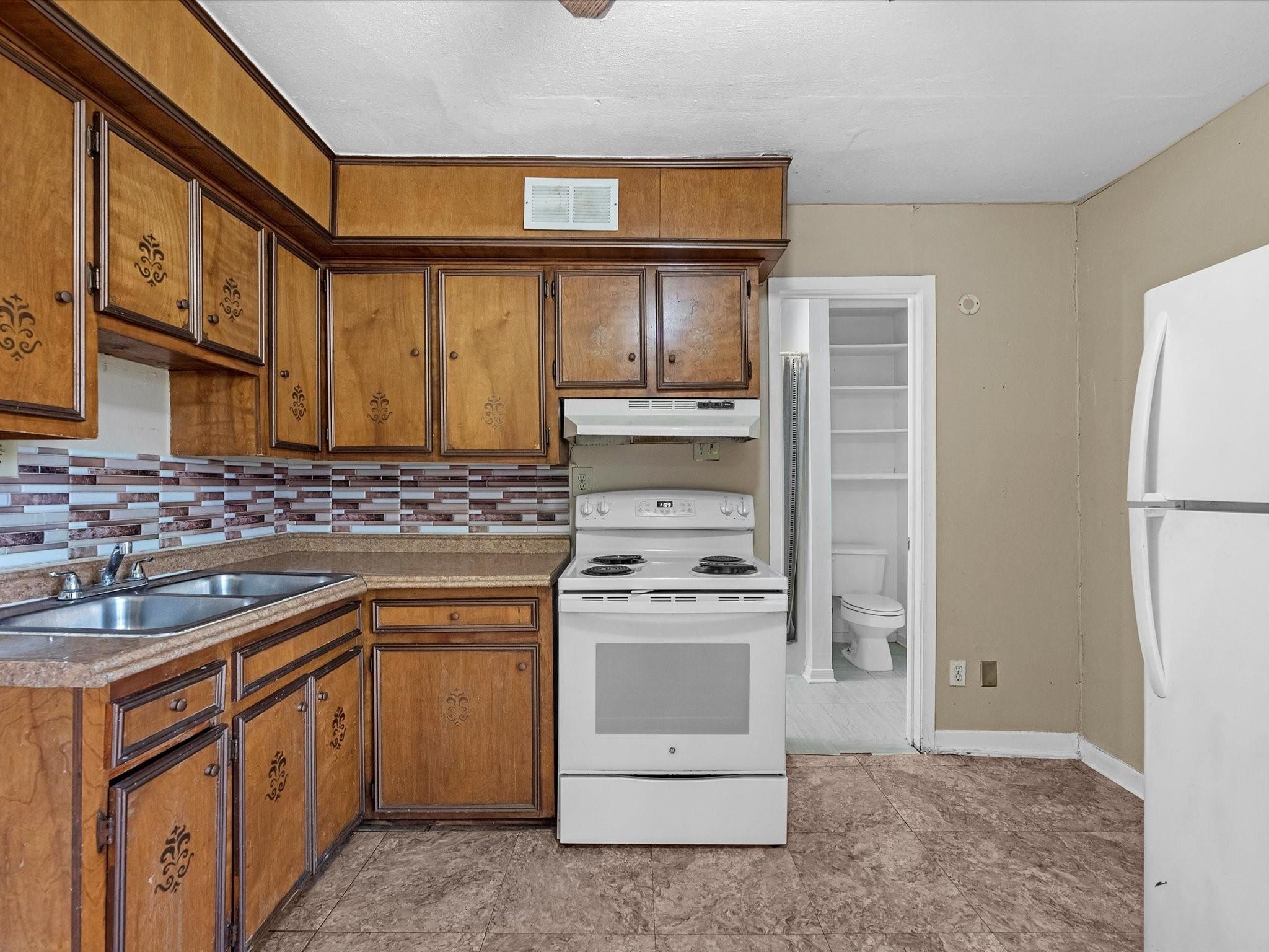 7938 Hammerly Boulevard