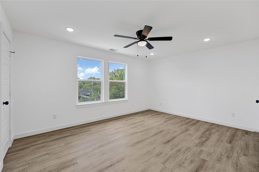 8021 Birmingham Street Unit: A/B