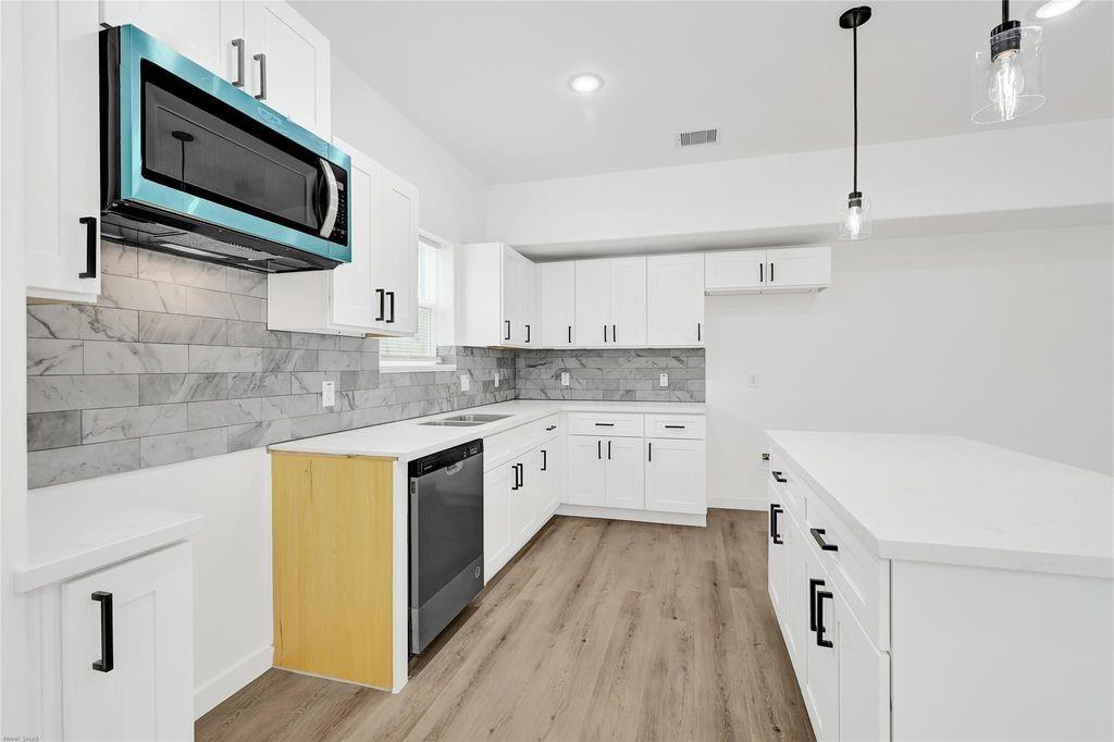 8021 Birmingham Street Unit: A/B