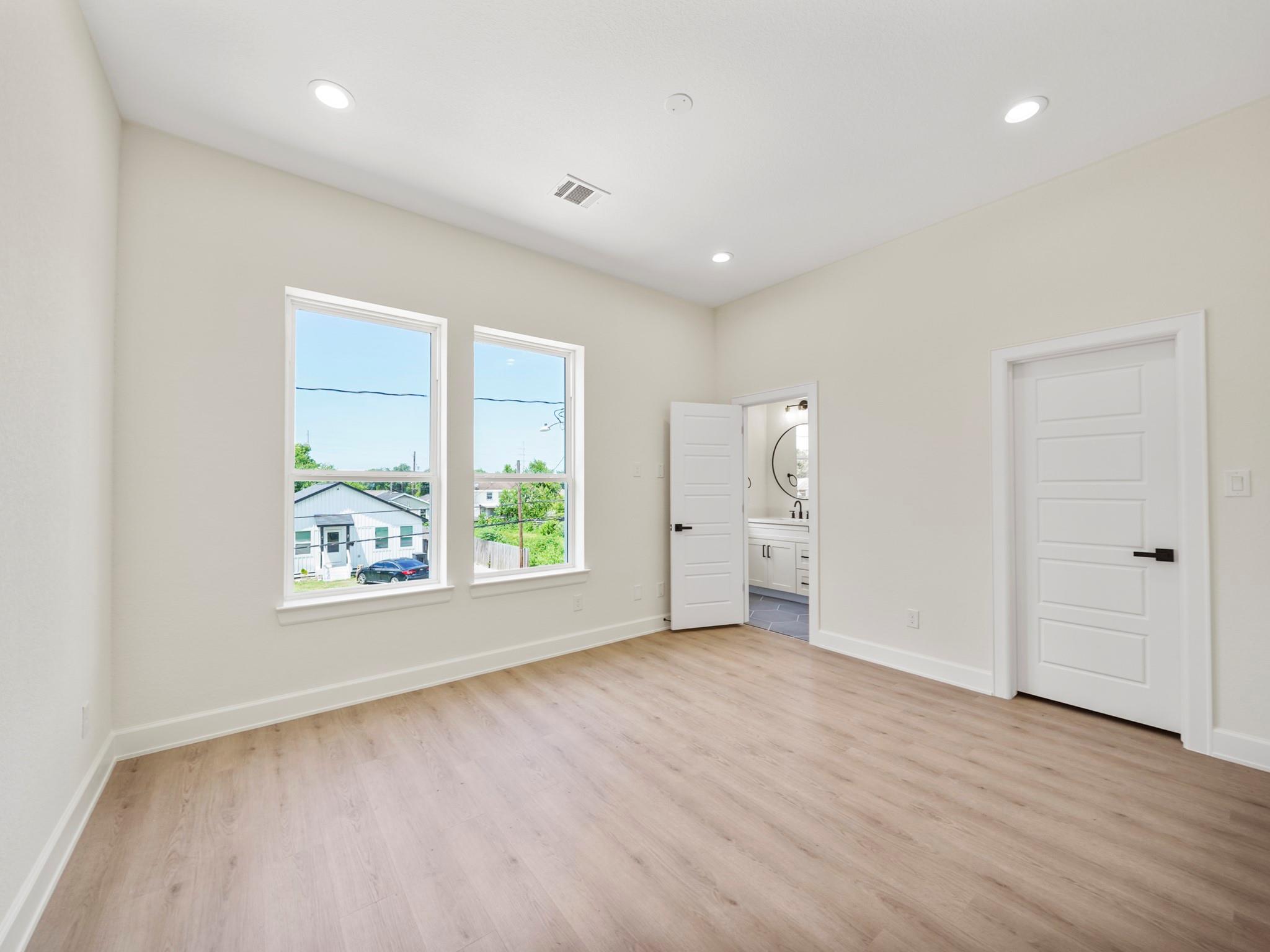 3548 Seabrook Street, Houston