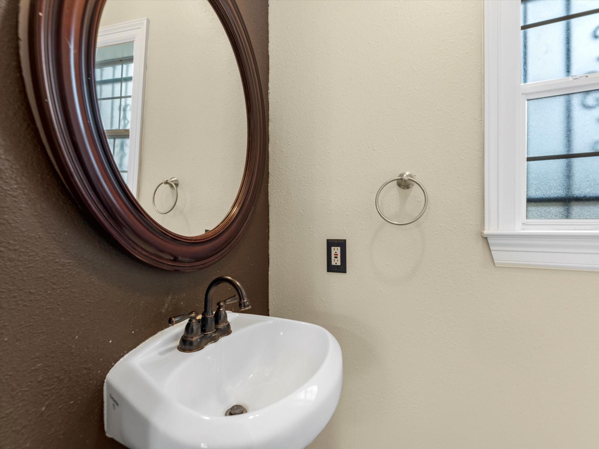 1211 Bigelow Street, Houston