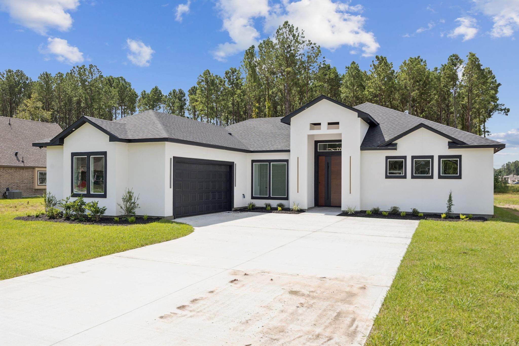 949 Road 66111, Dayton