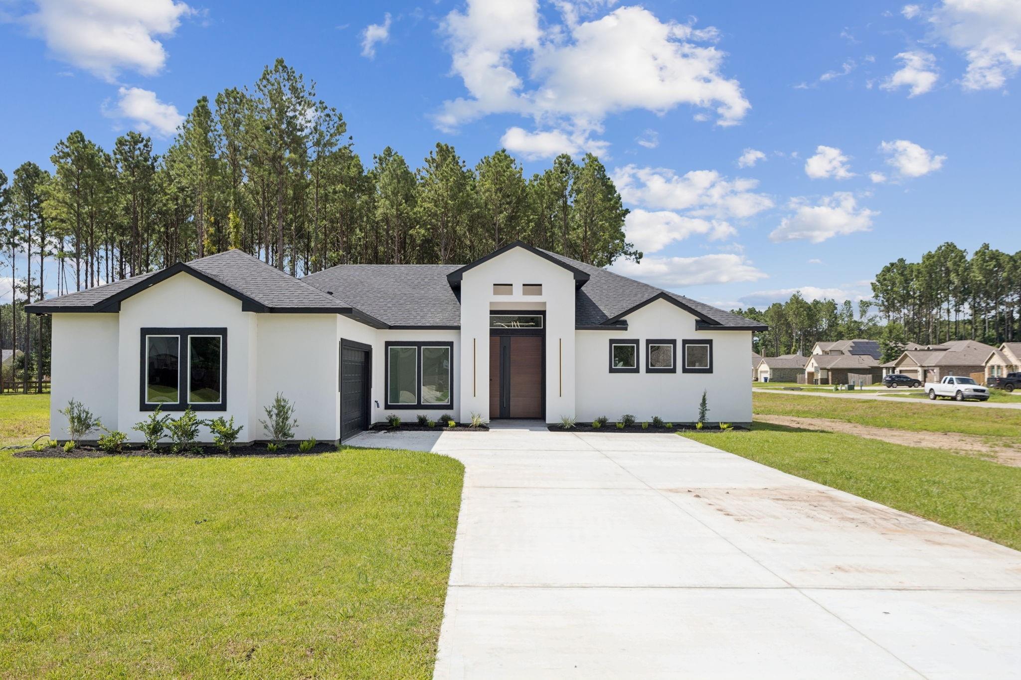 949 Road 66111, Dayton