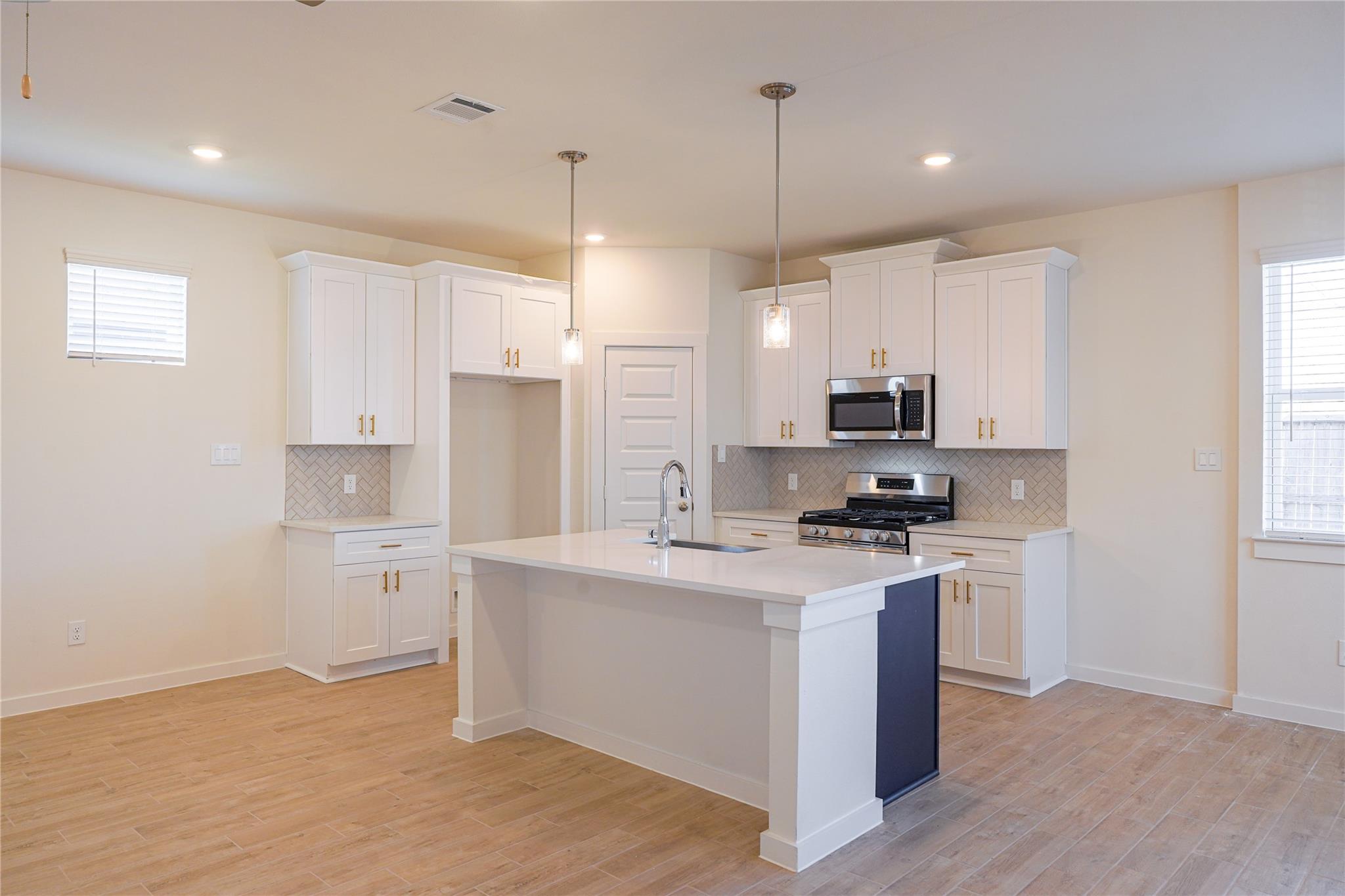 6618 Escondido Drive