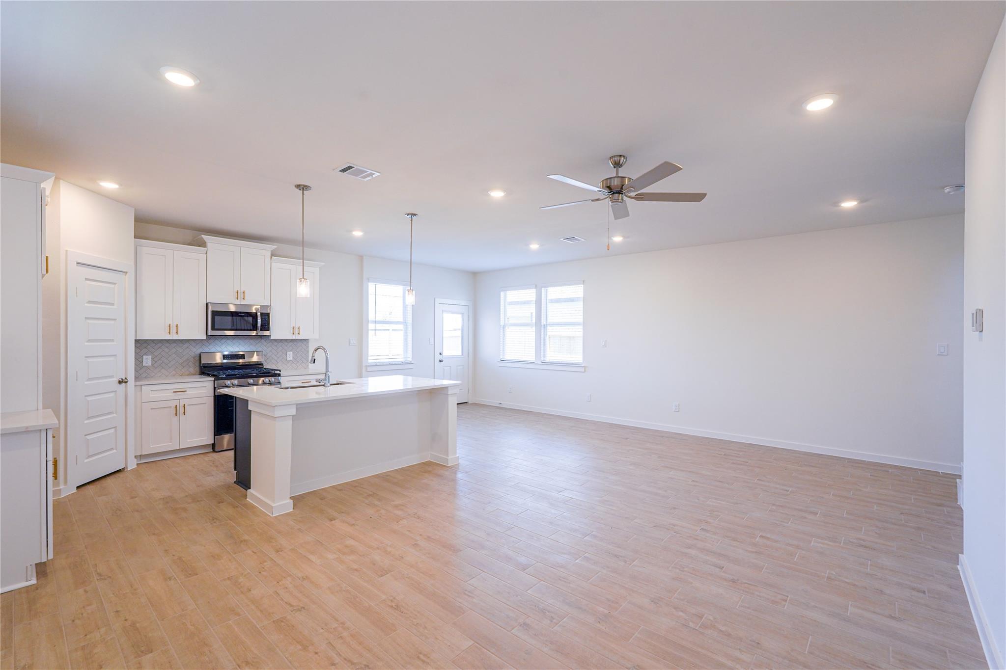 6618 Escondido Drive