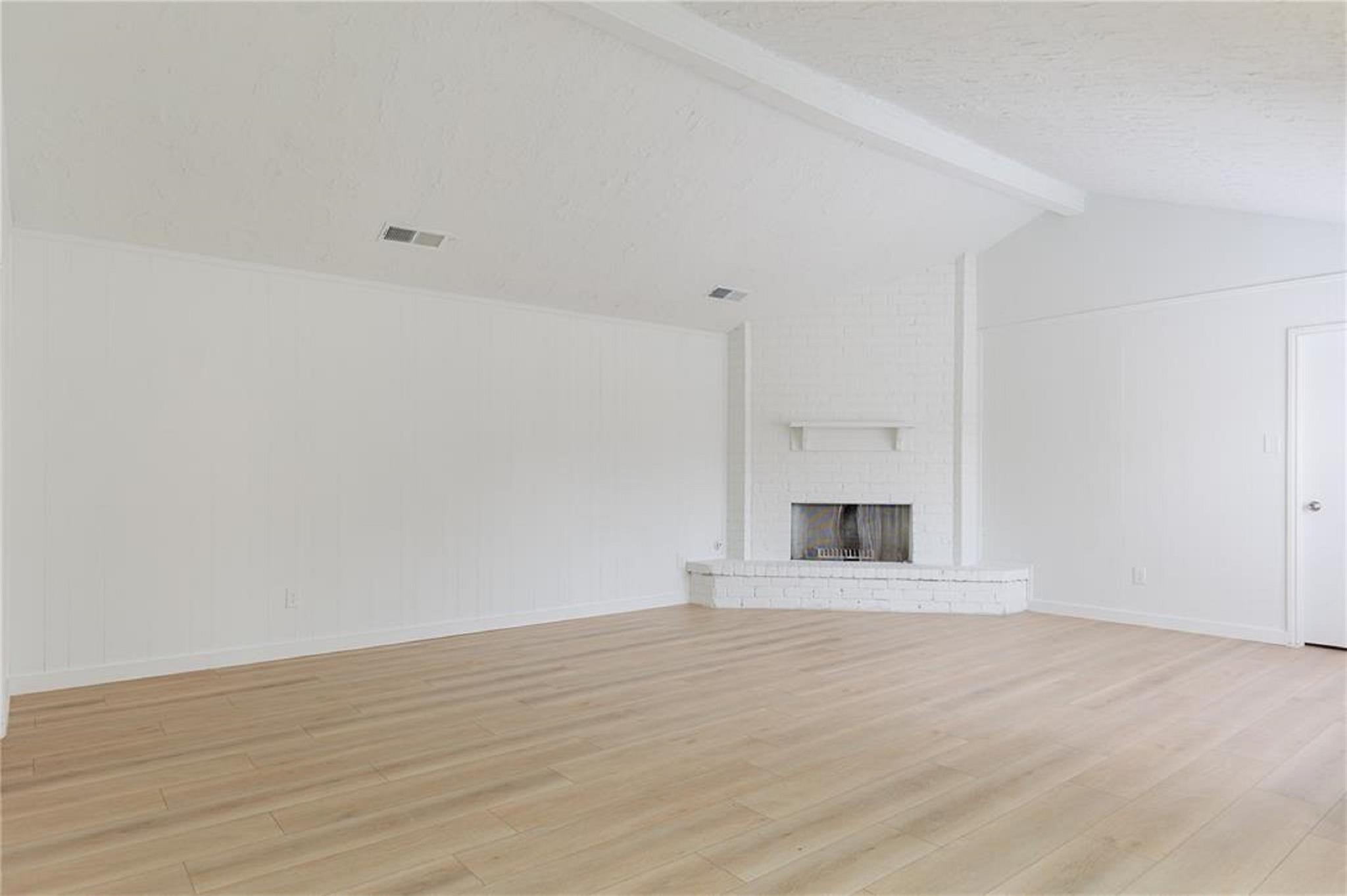 3206 Cherry Creek Drive