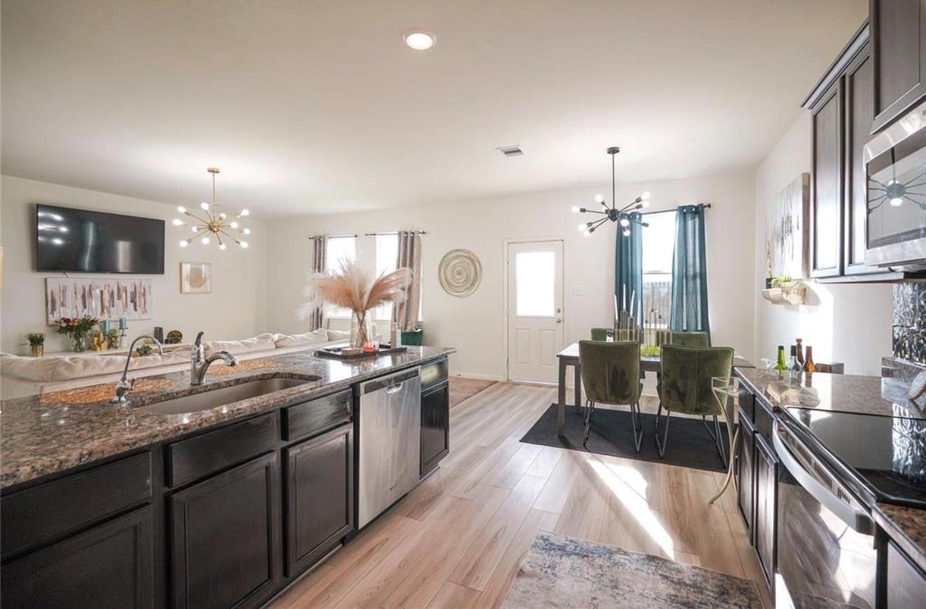 7943 Vacek Meadows Loop