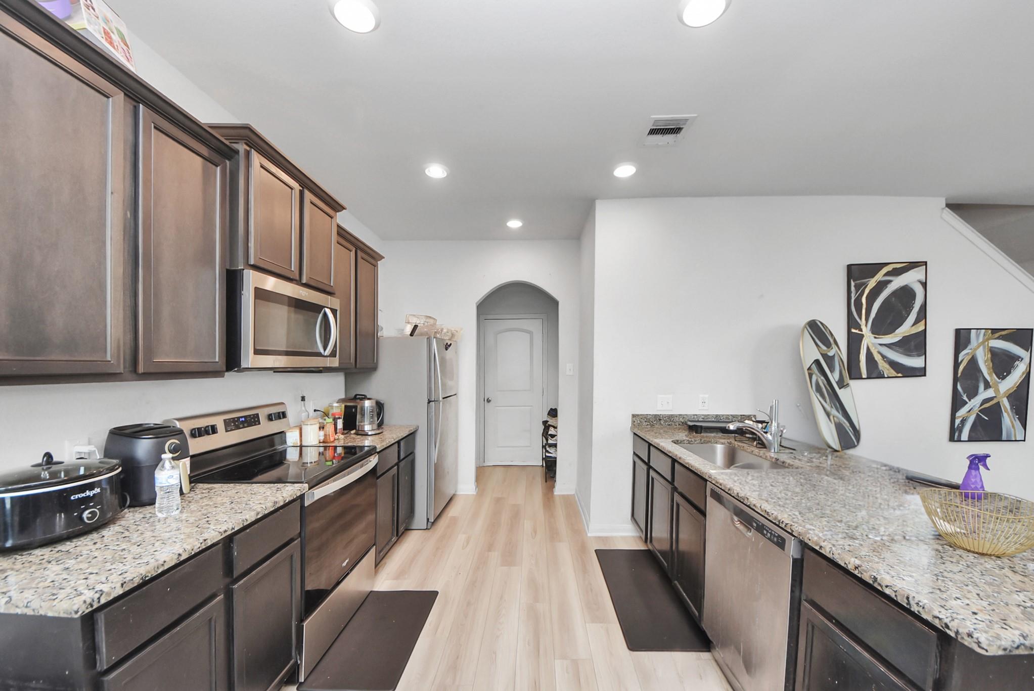 7943 Vacek Meadows Loop