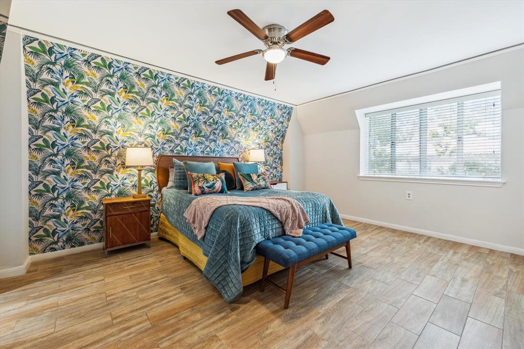 811 Lovett Boulevard # 26