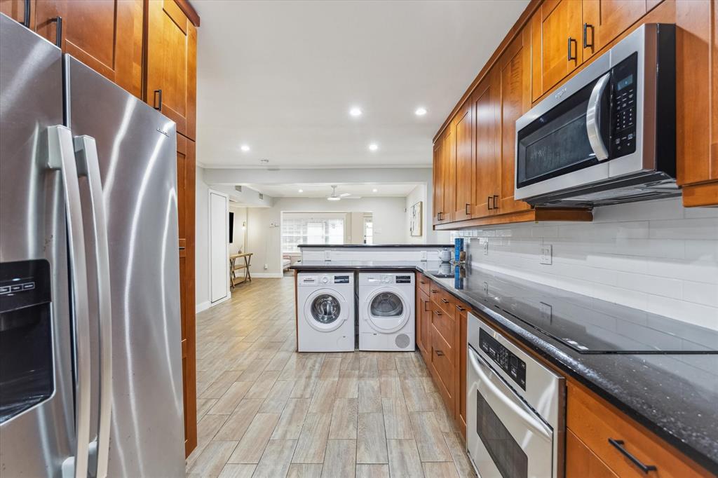 811 Lovett Boulevard # 26