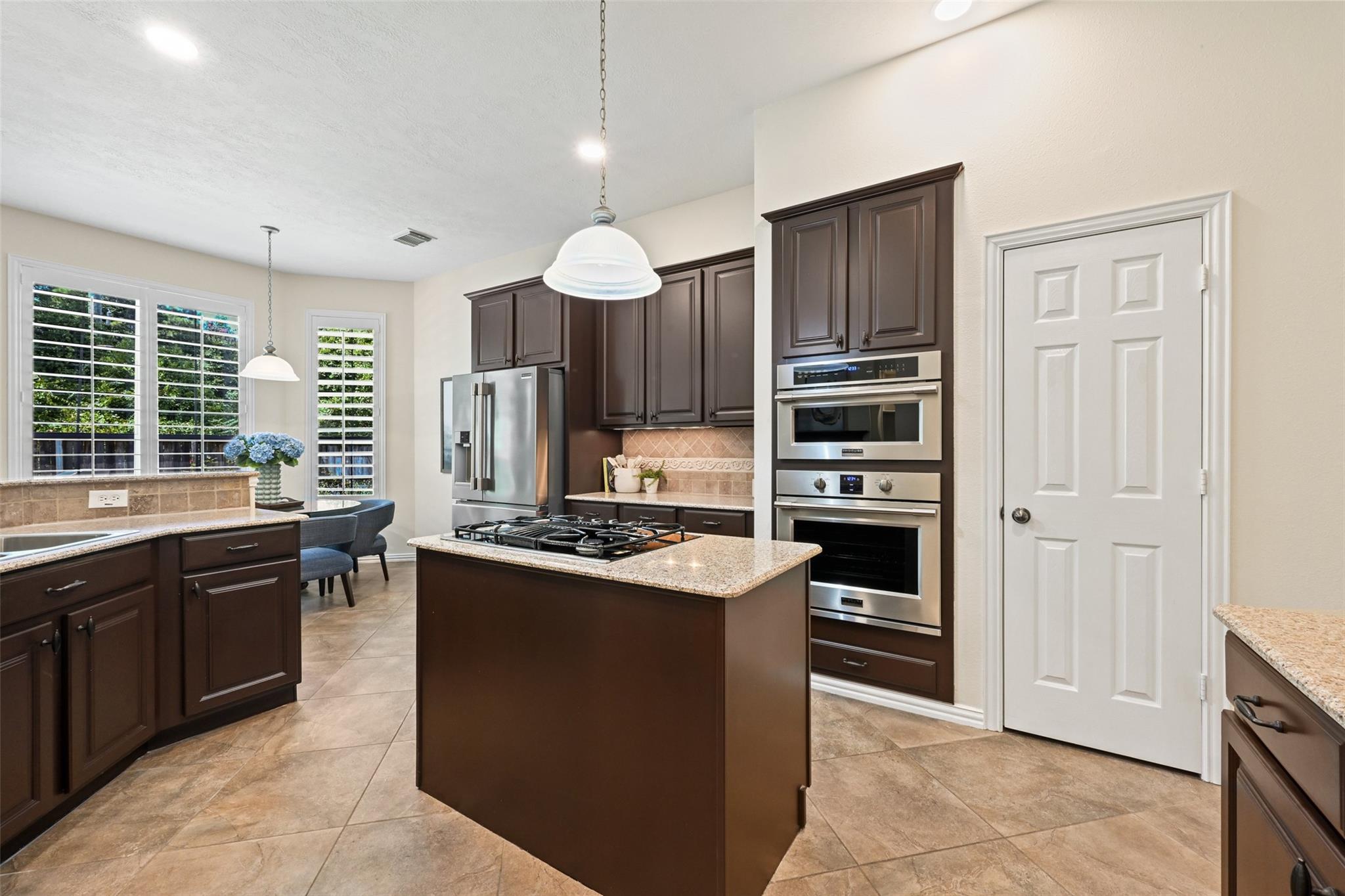 35 Monet Bend Place