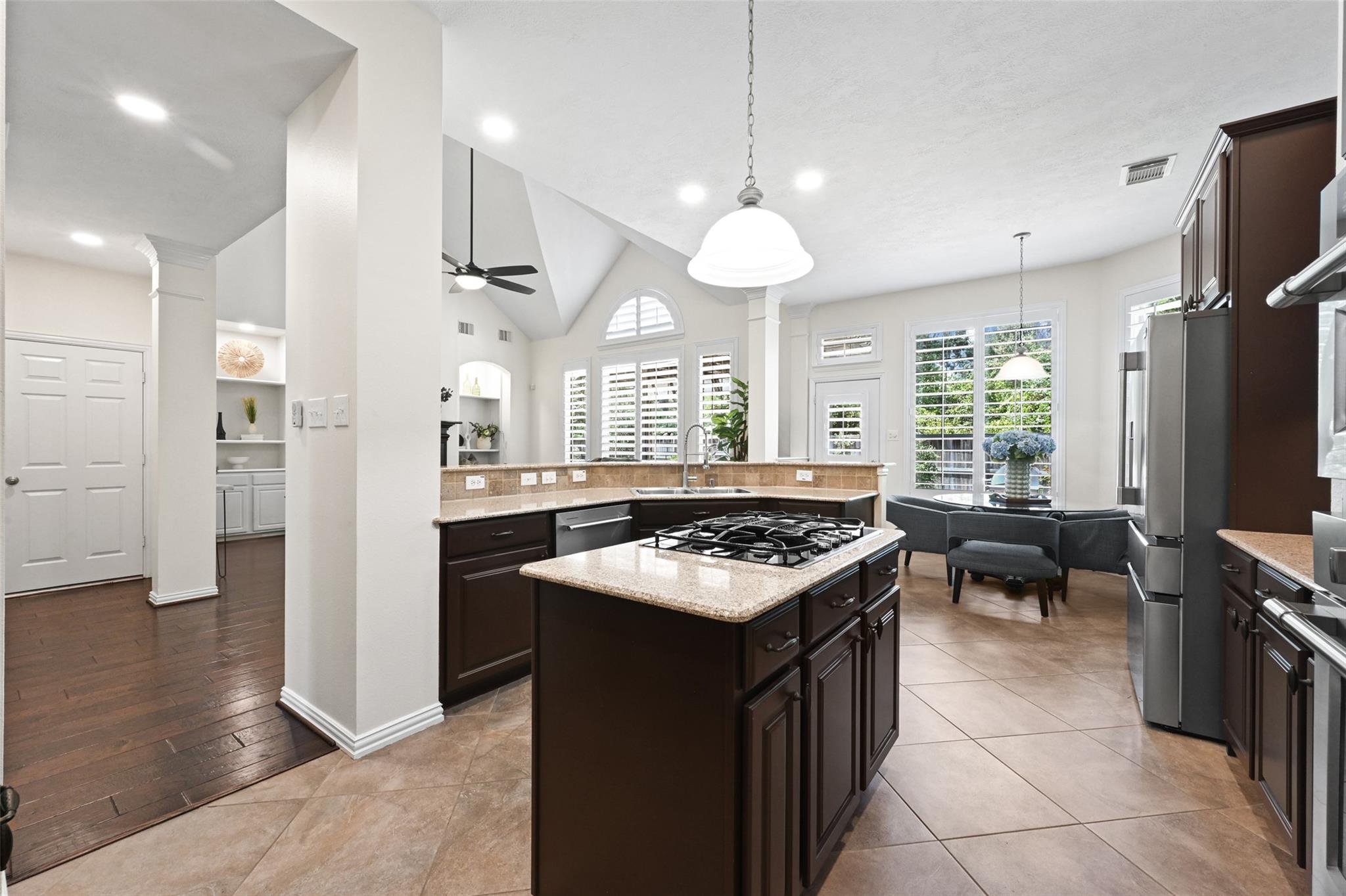 35 Monet Bend Place