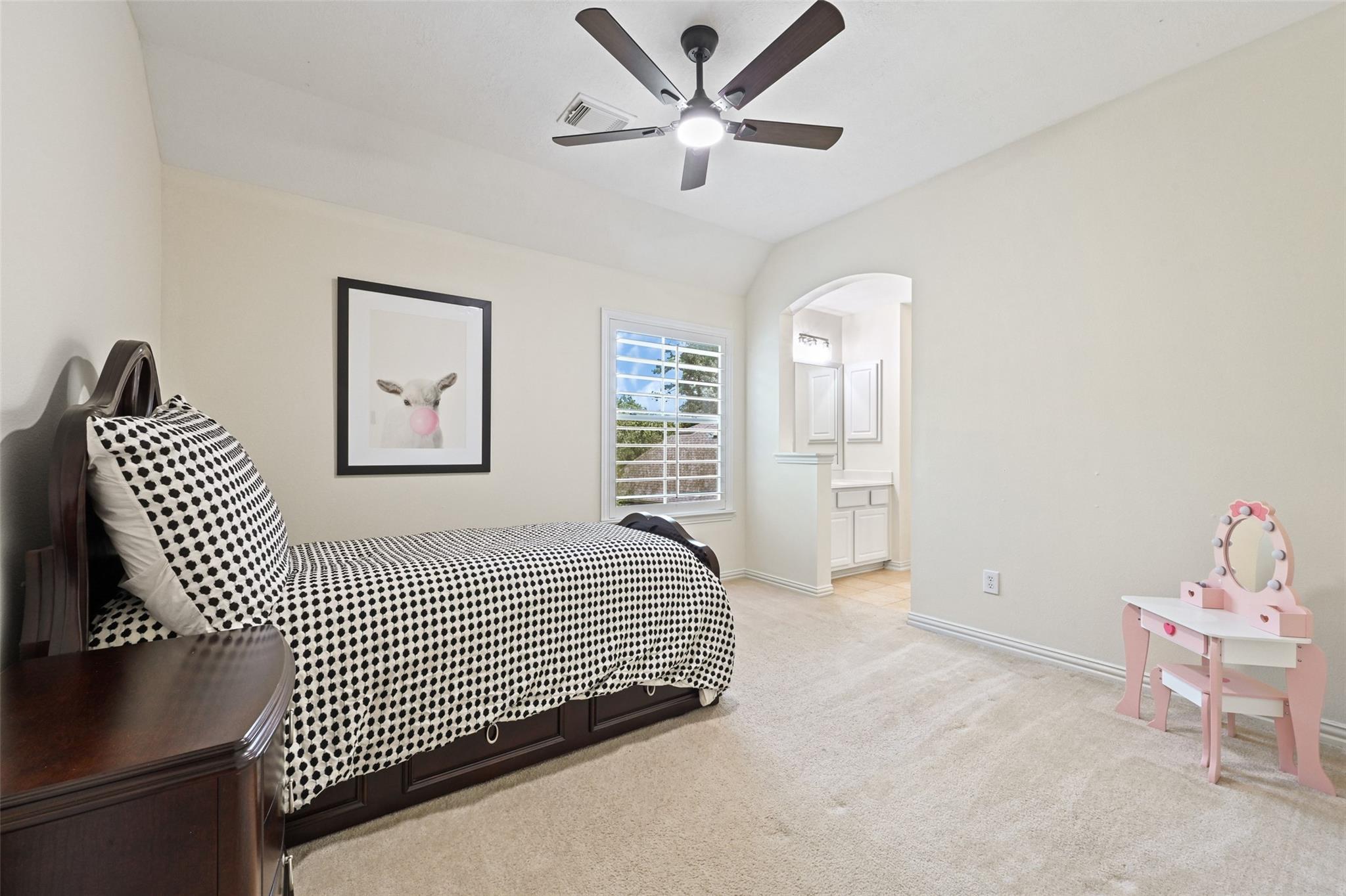 35 Monet Bend Place