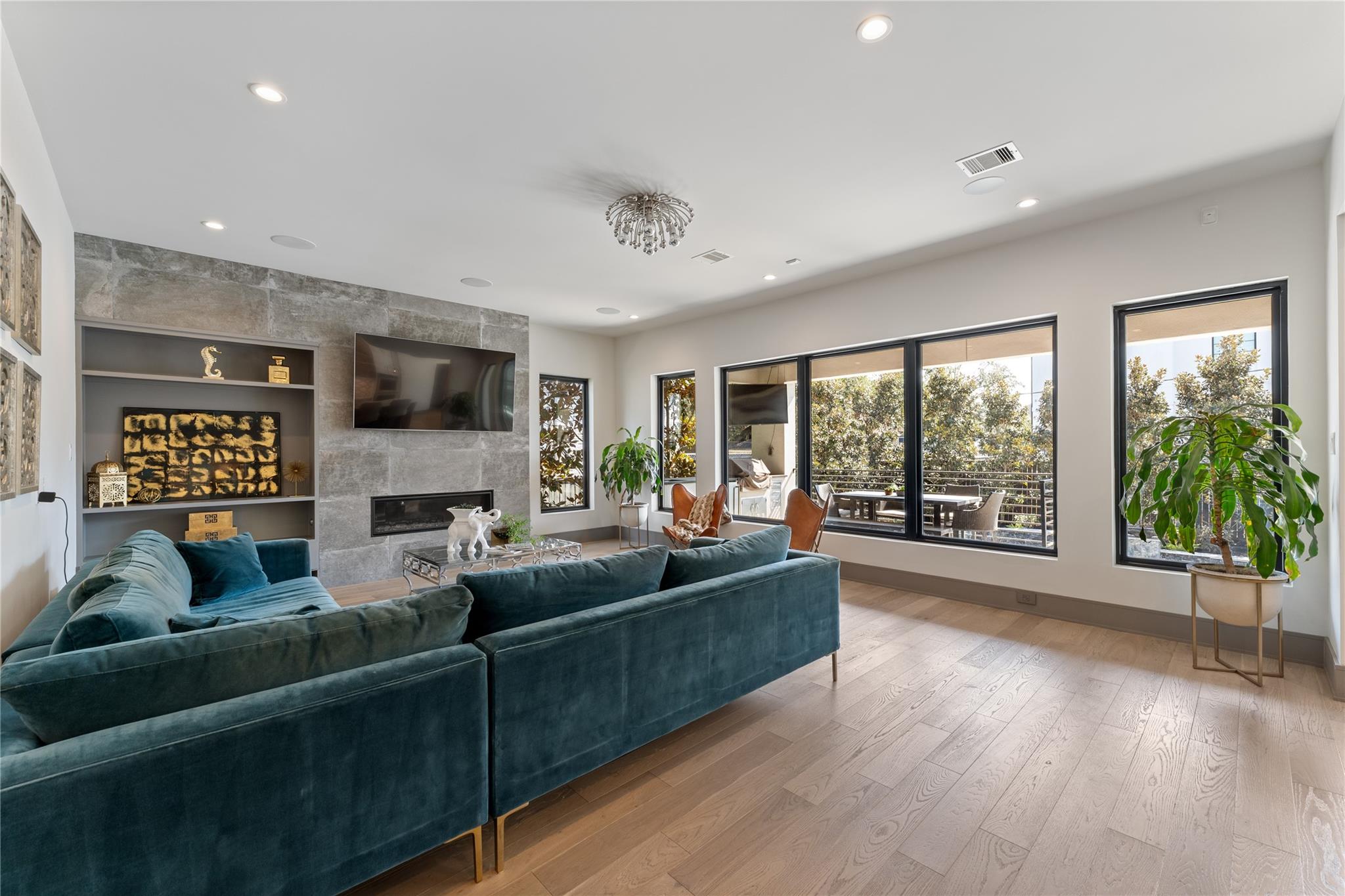 4935 Braesheather Drive