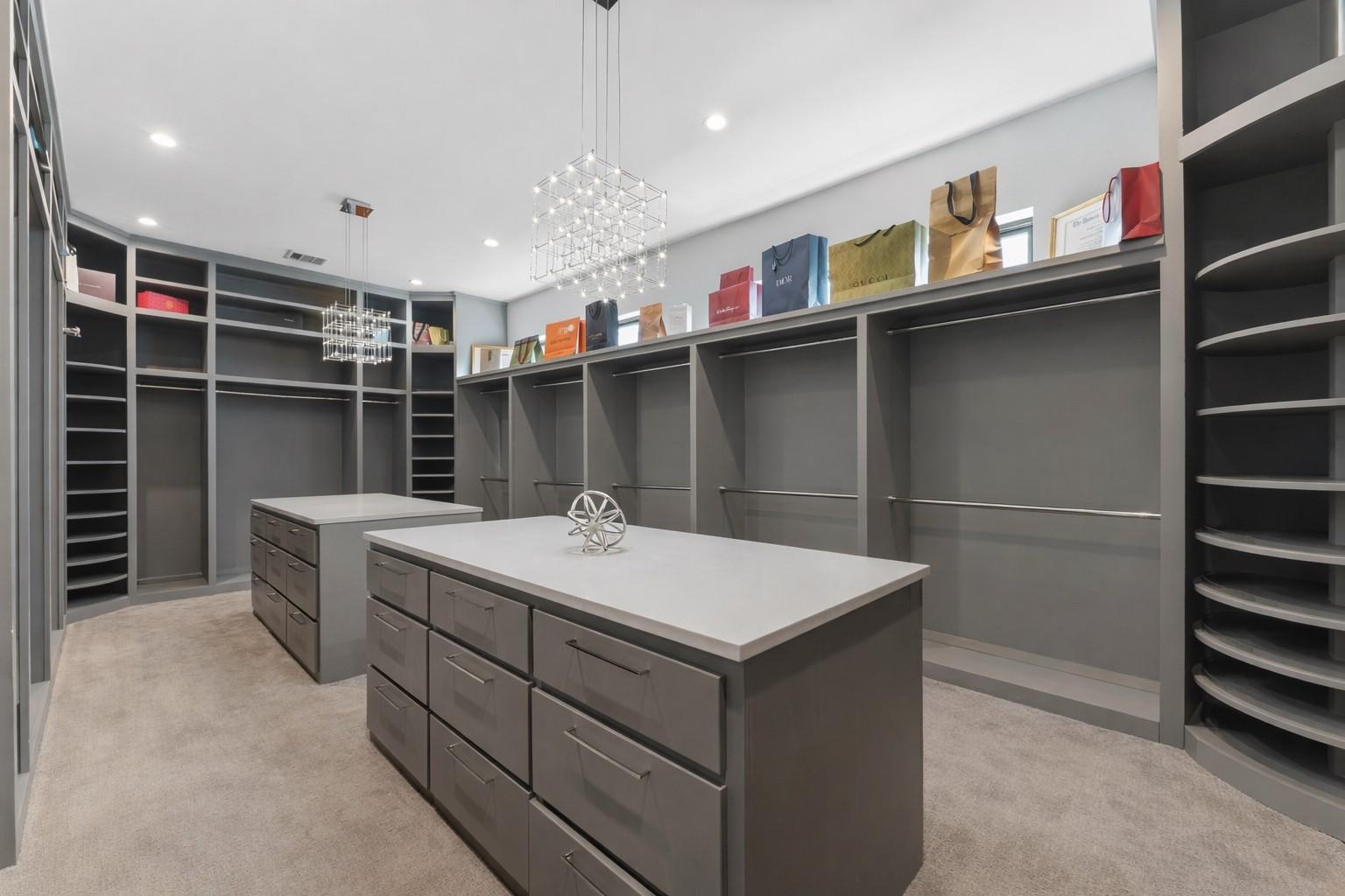 4935 Braesheather Drive