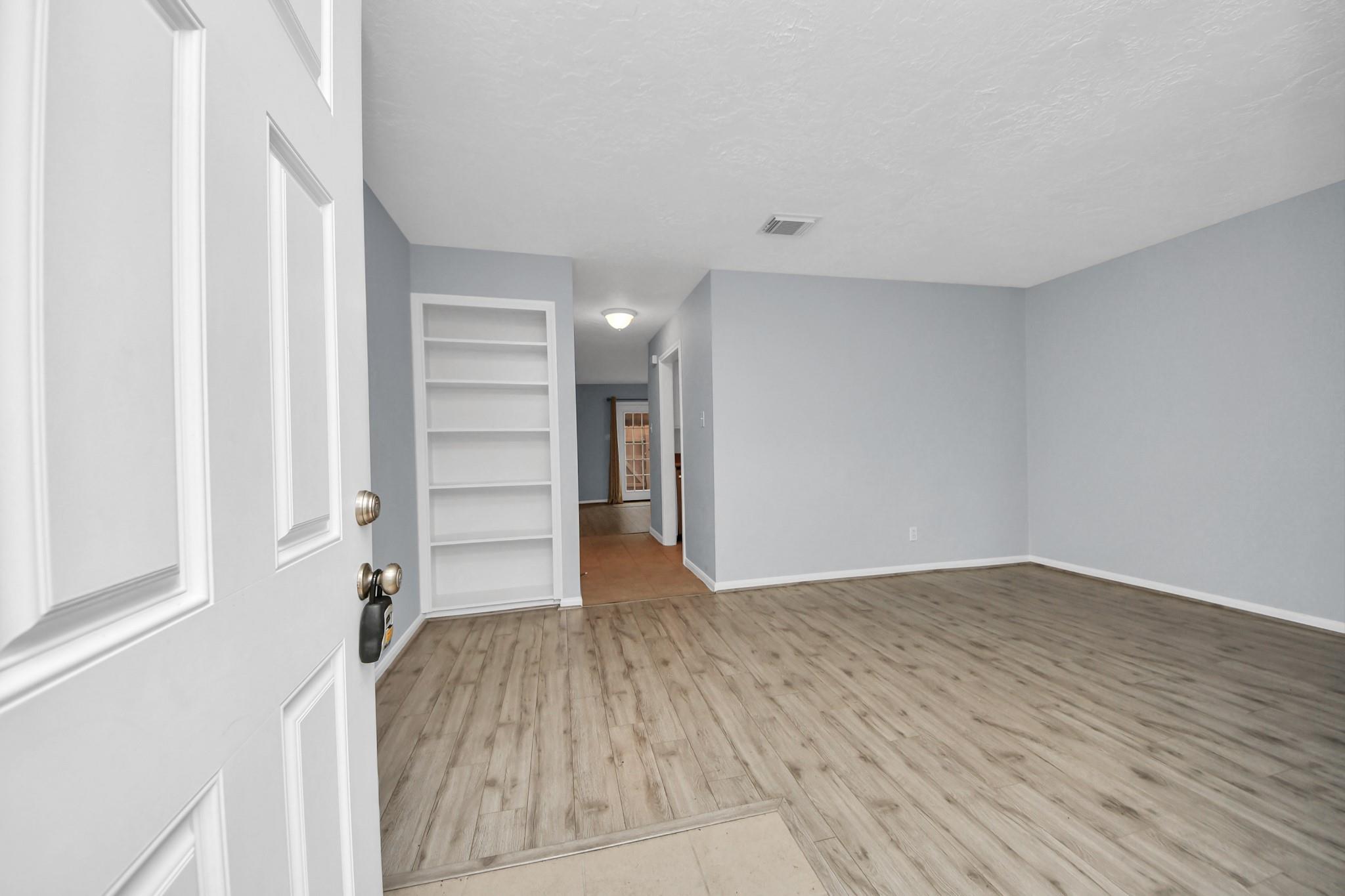 10654 Hazelhurst Drive # 28
