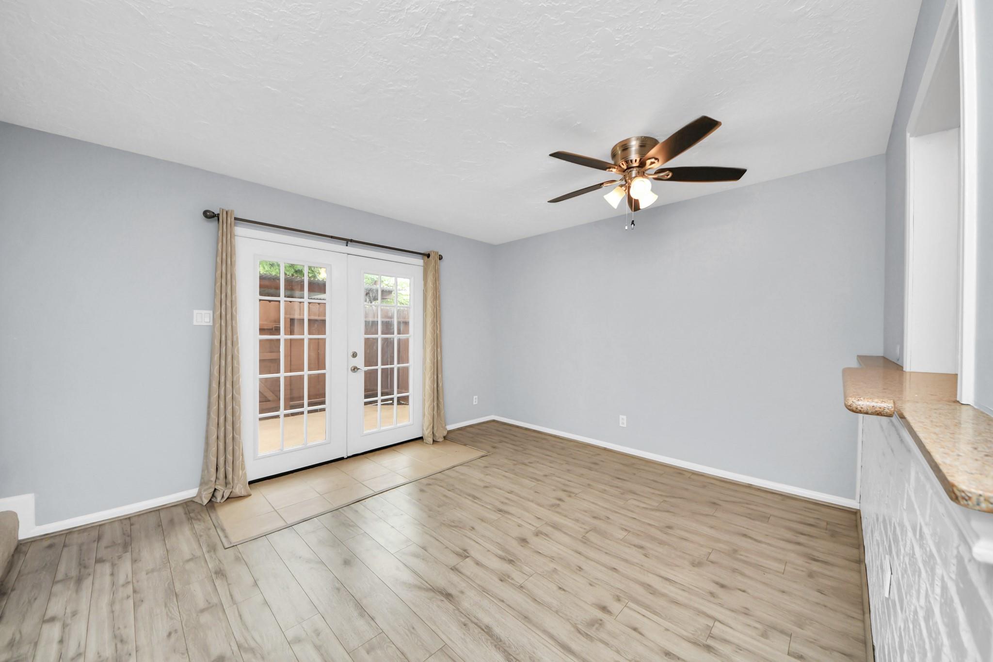 10654 Hazelhurst Drive # 28