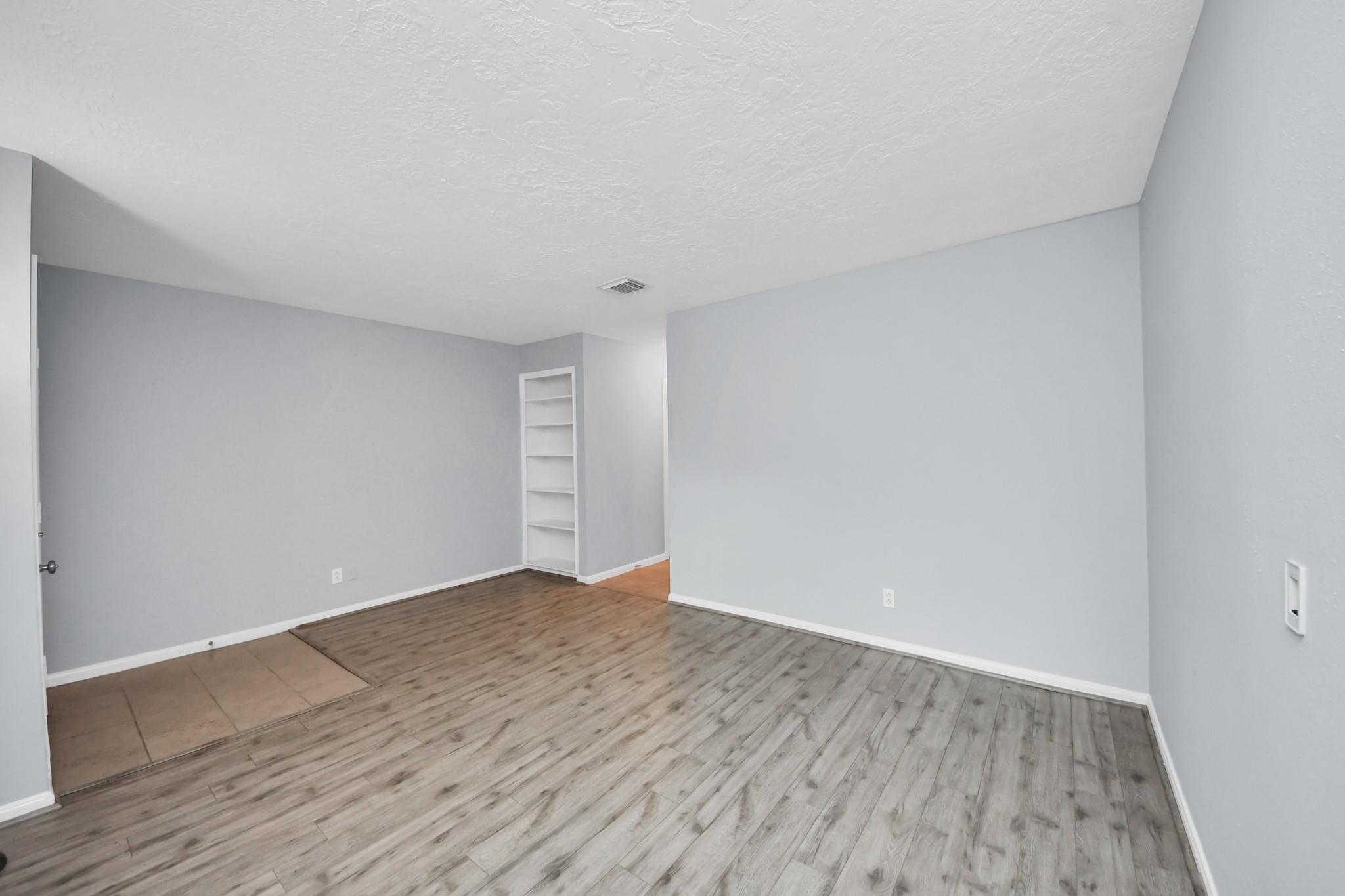 10654 Hazelhurst Drive # 28