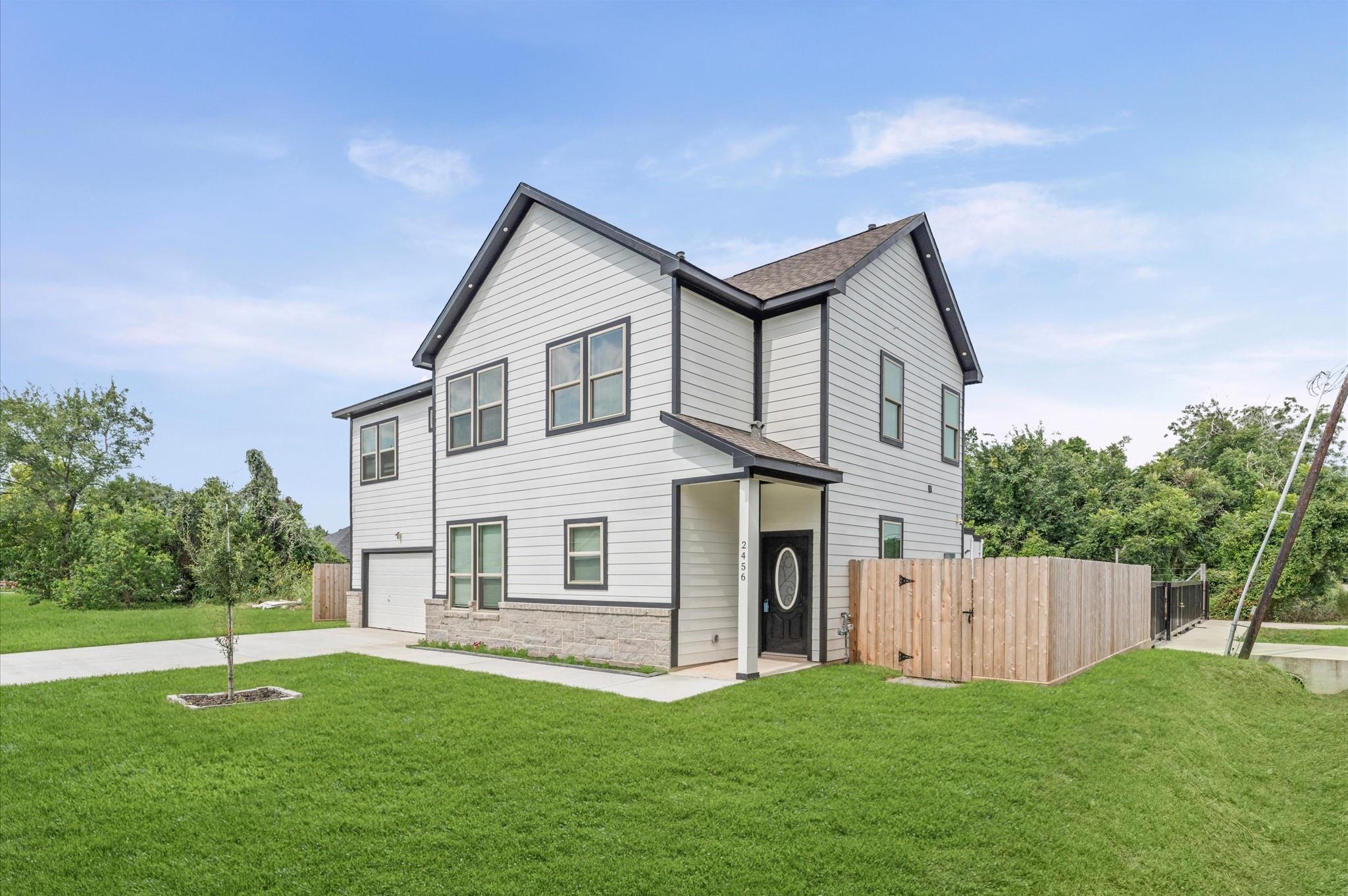 2456 Walcott Lane
