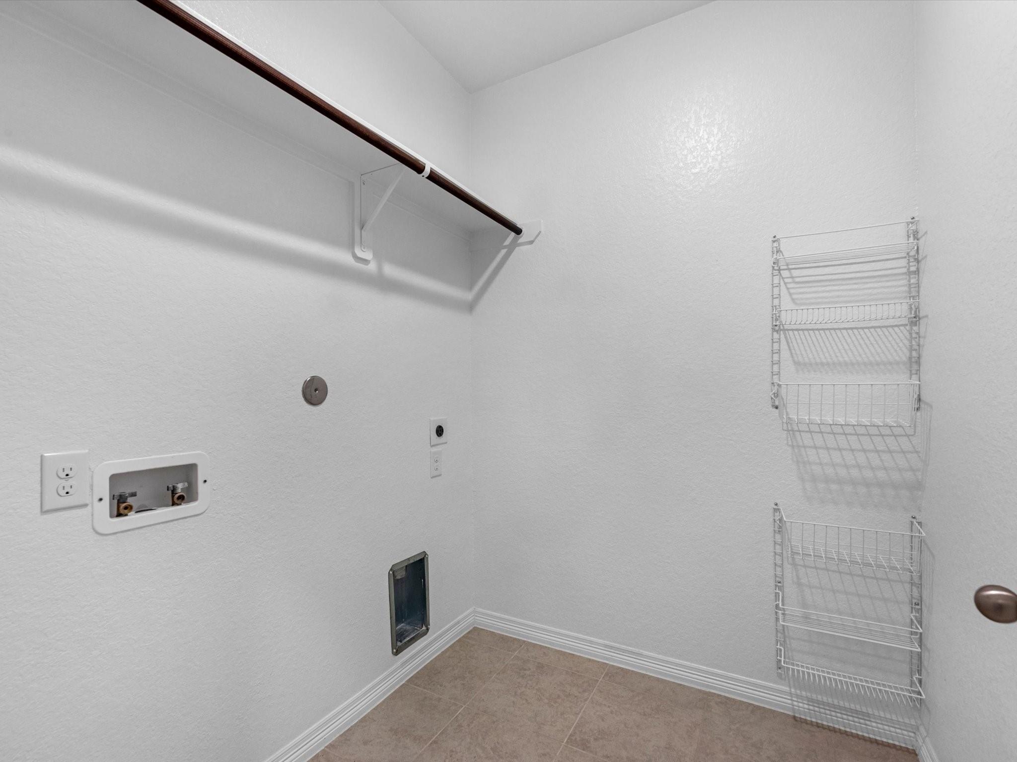 2414 Jasper Point