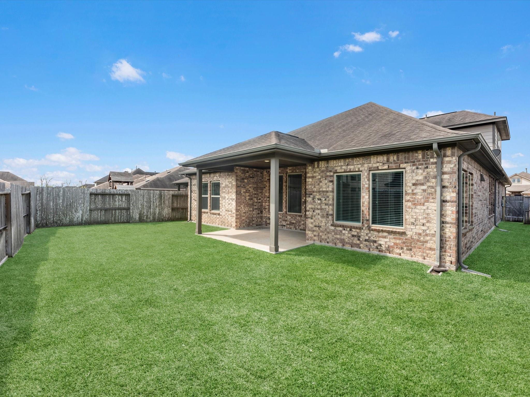 2414 Jasper Point