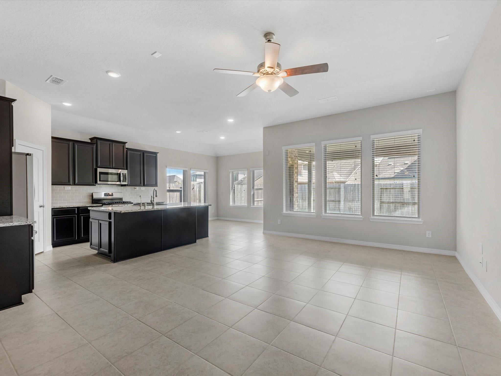 2414 Jasper Point