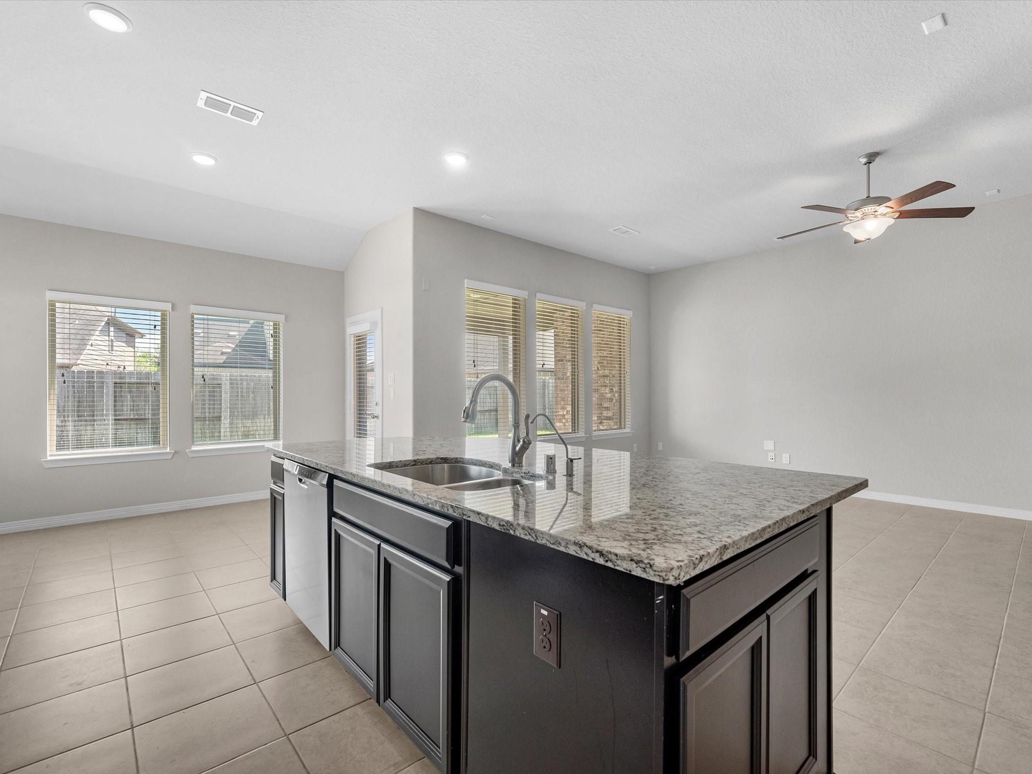 2414 Jasper Point