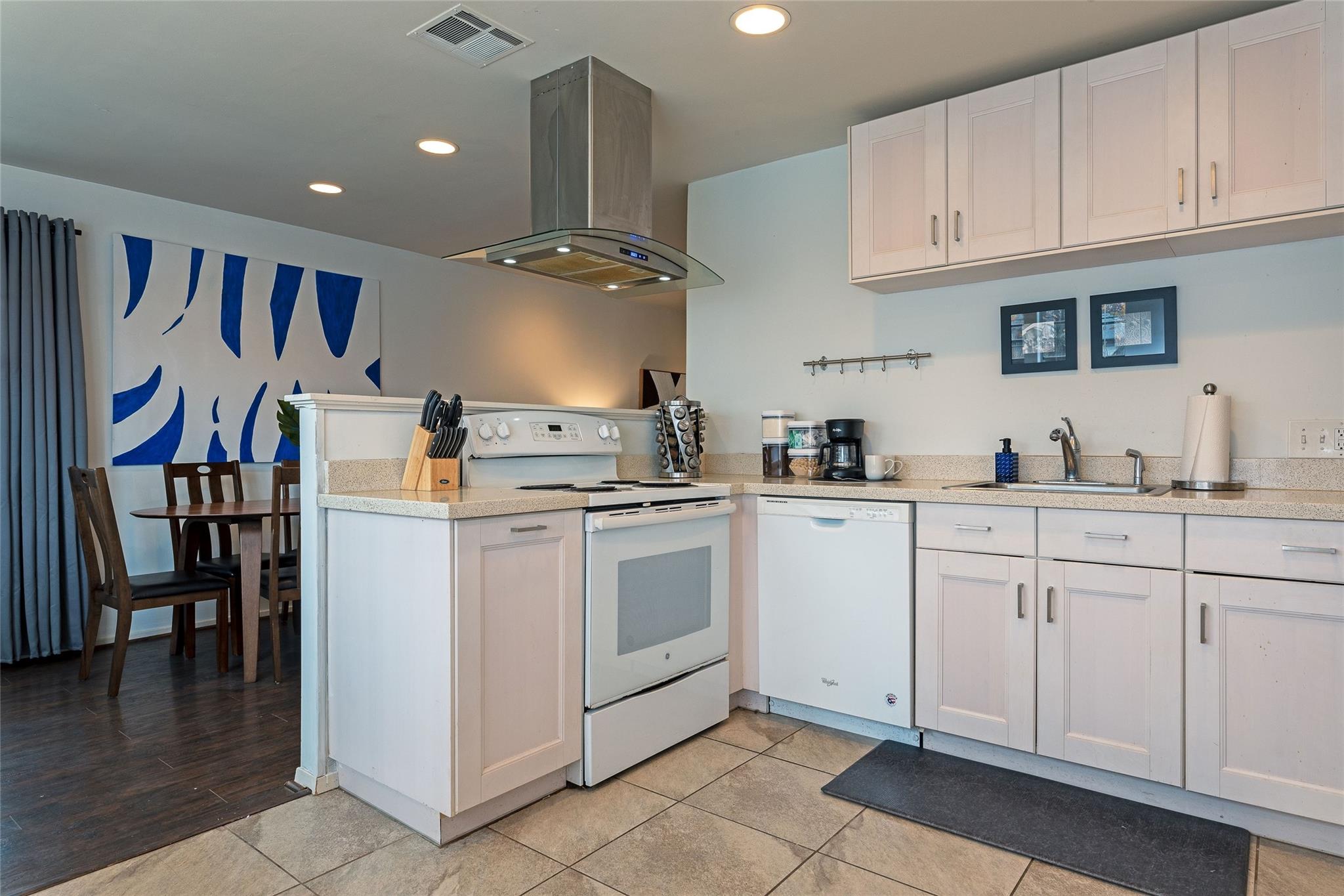 3314 Greenbriar Drive