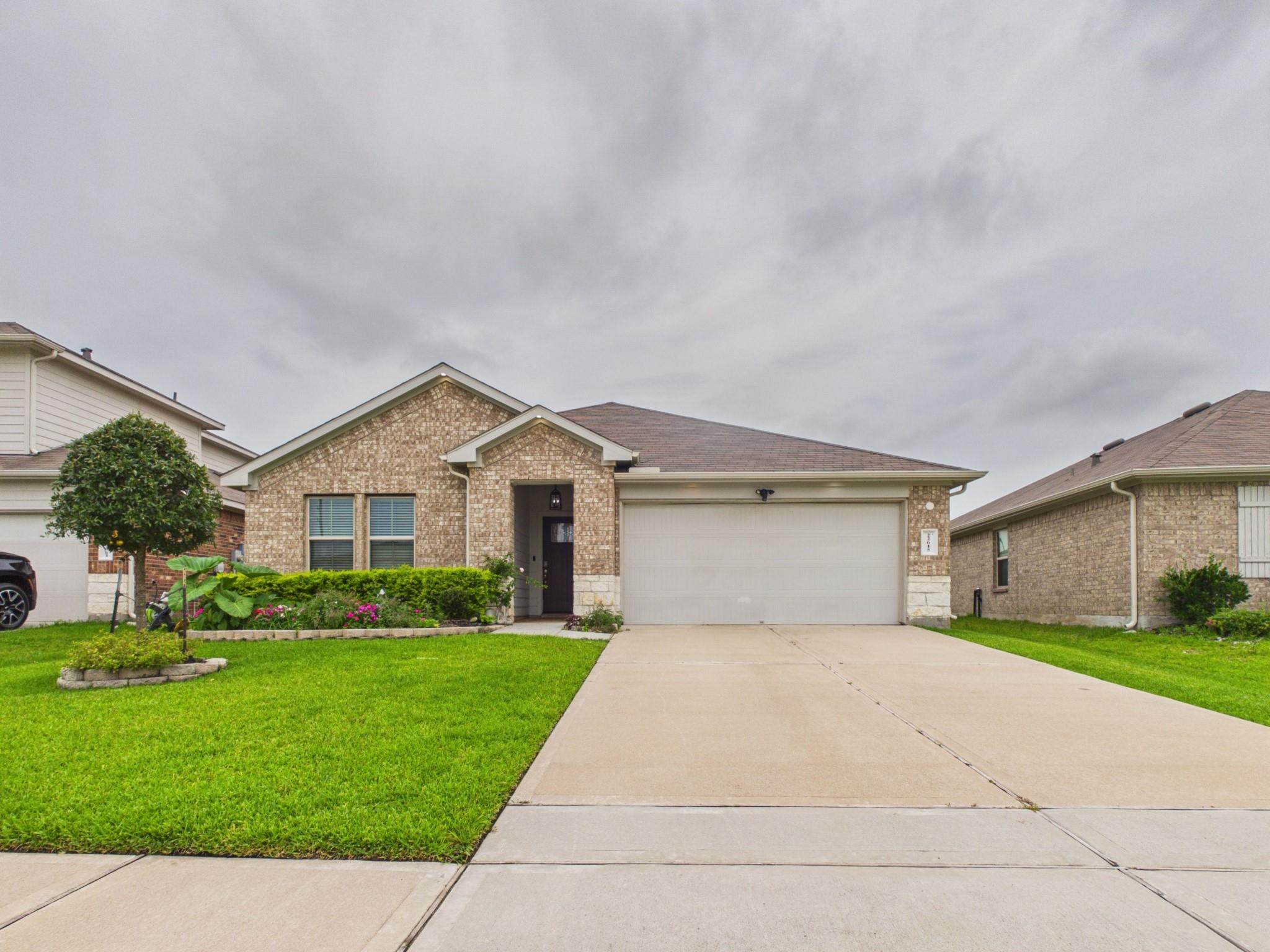 22615 Cremona Village Trail