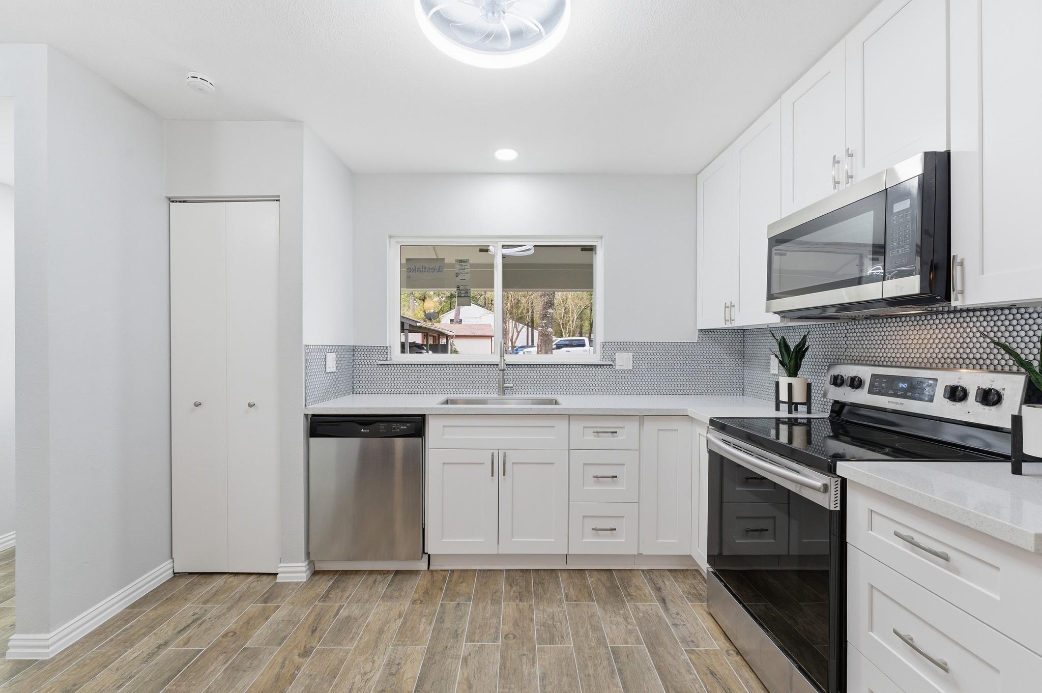 1808 N Red Cedar Circle