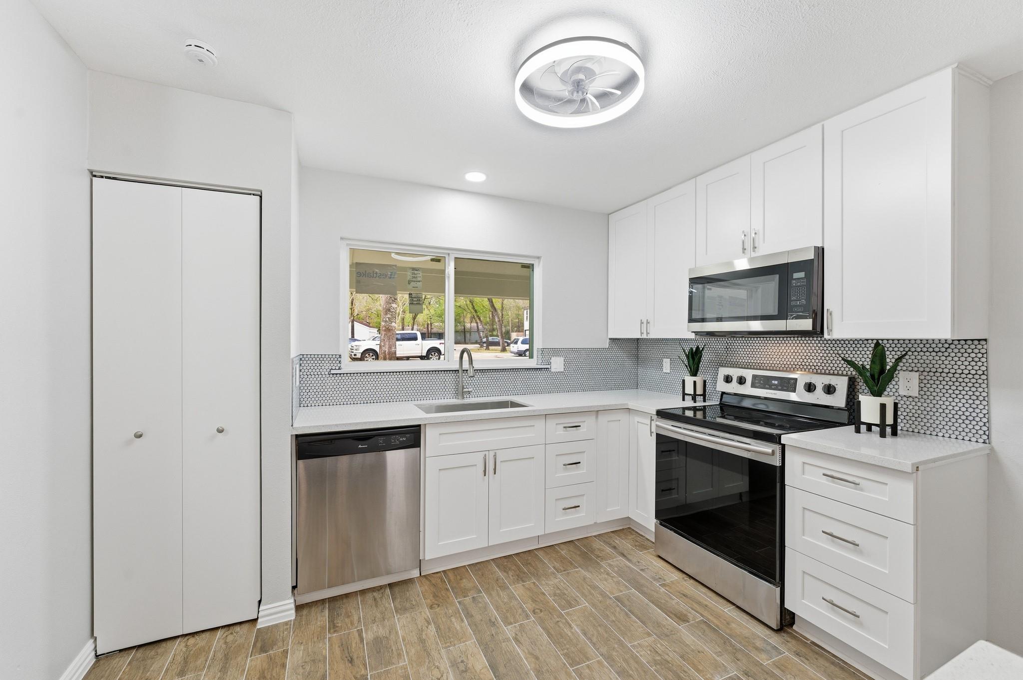 1808 N Red Cedar Circle