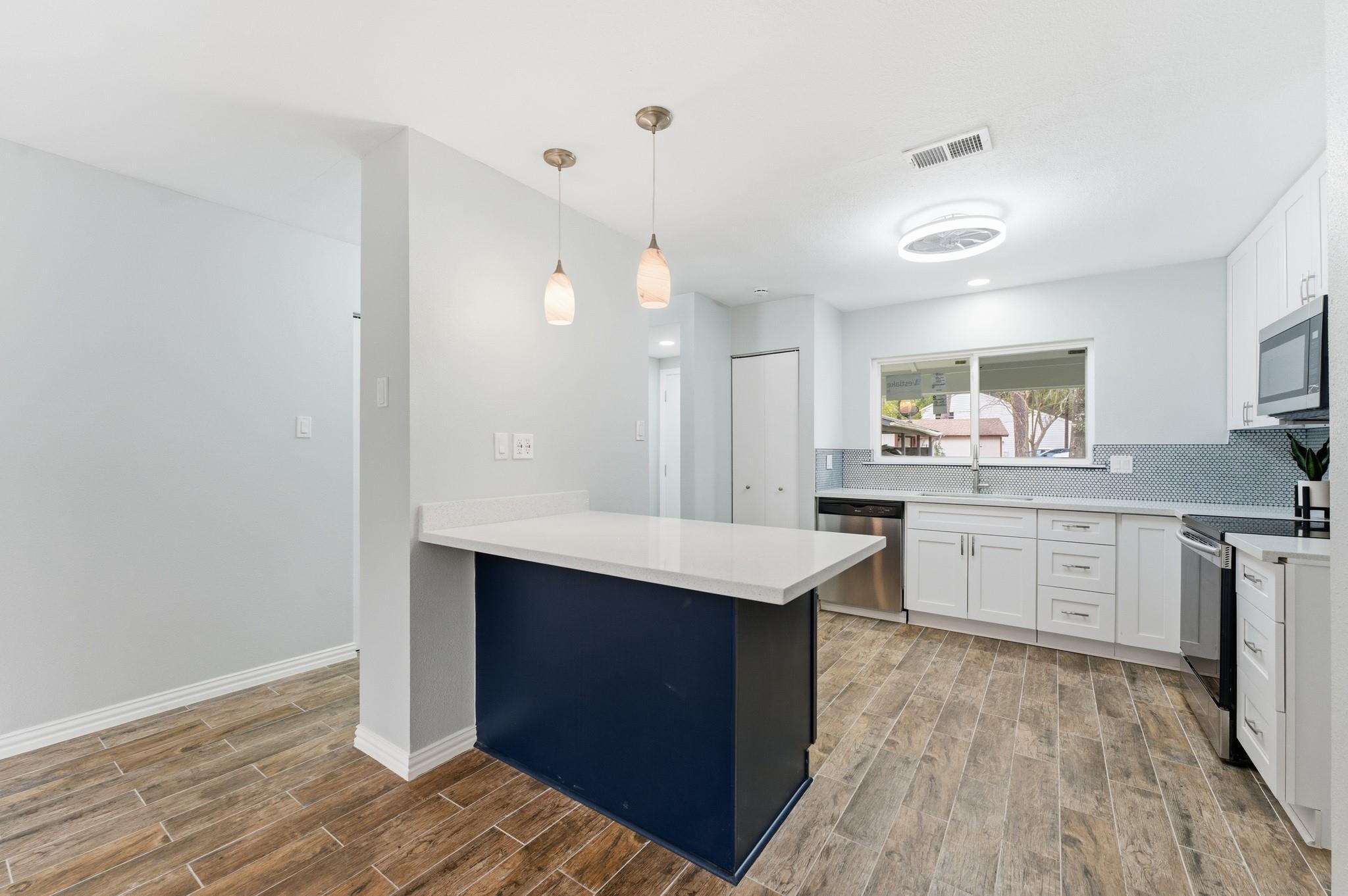 1808 N Red Cedar Circle