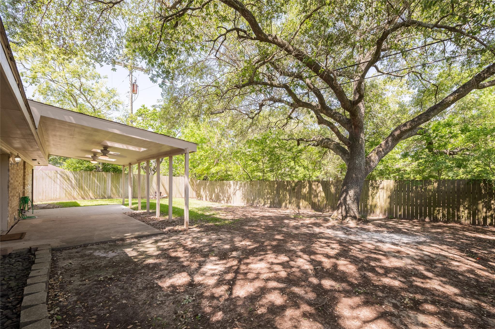 809 Newport Boulevard