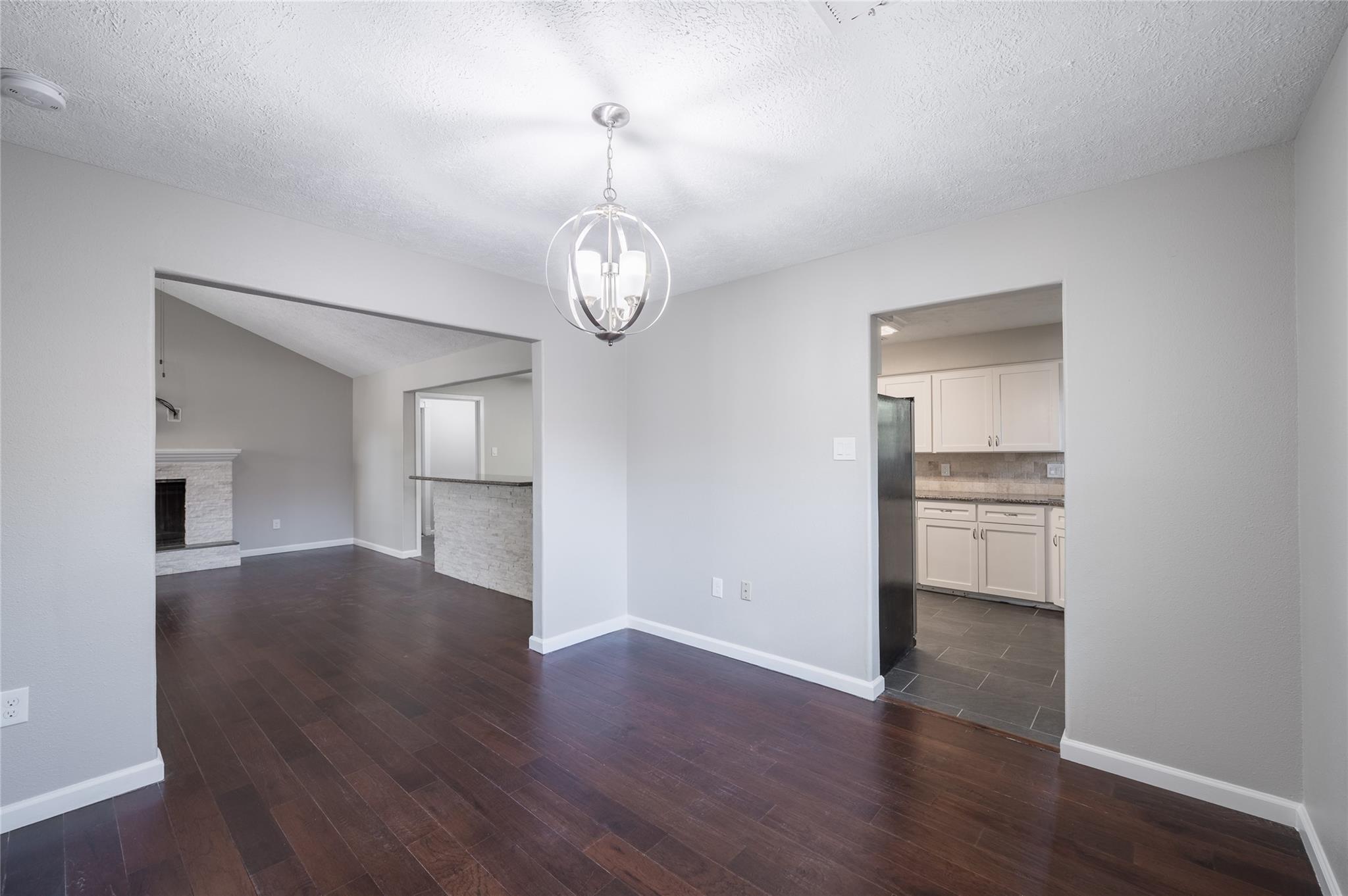 809 Newport Boulevard