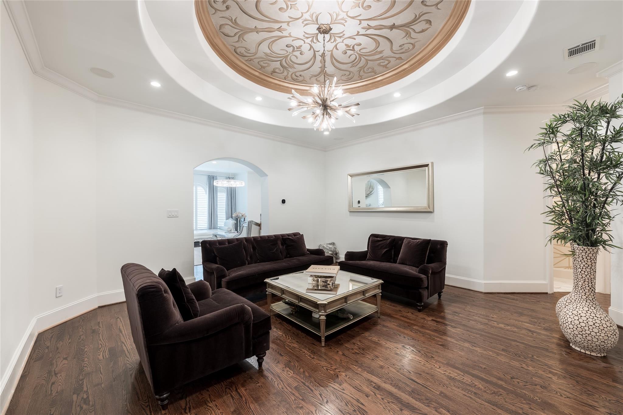 5142 Huckleberry Circle