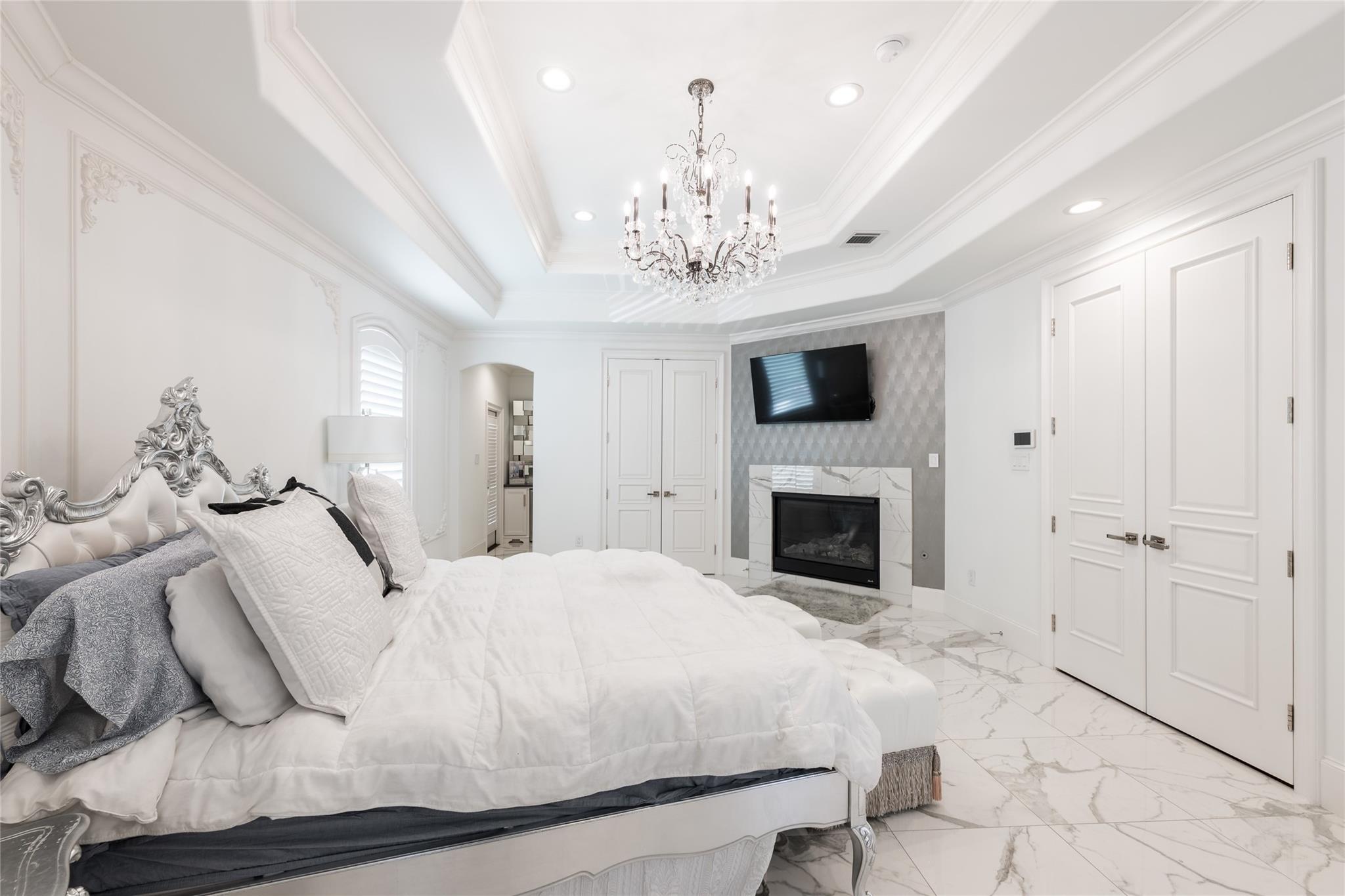 5142 Huckleberry Circle