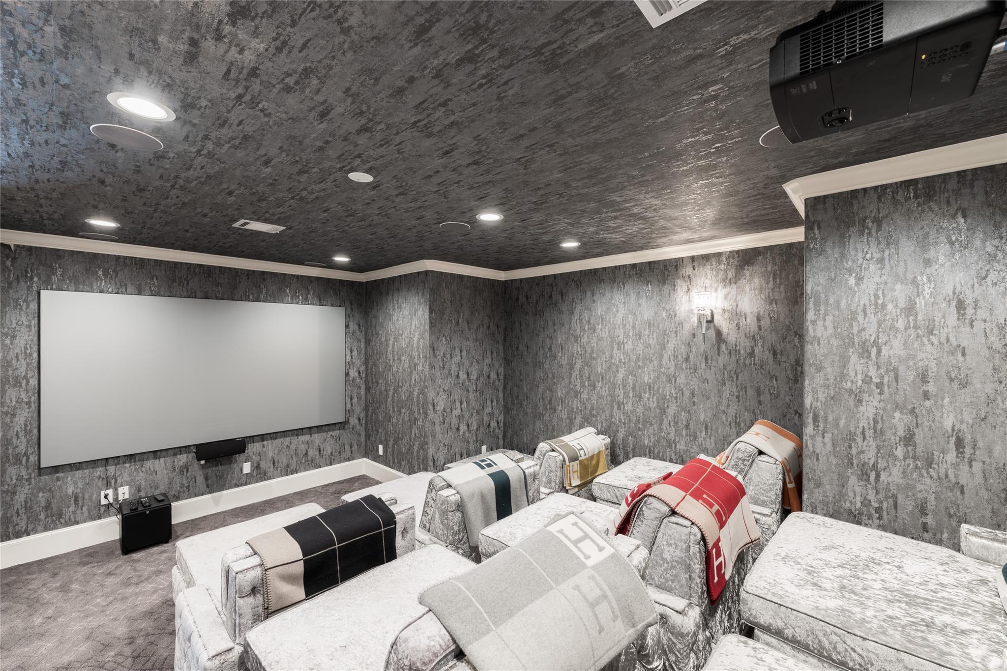 5142 Huckleberry Circle