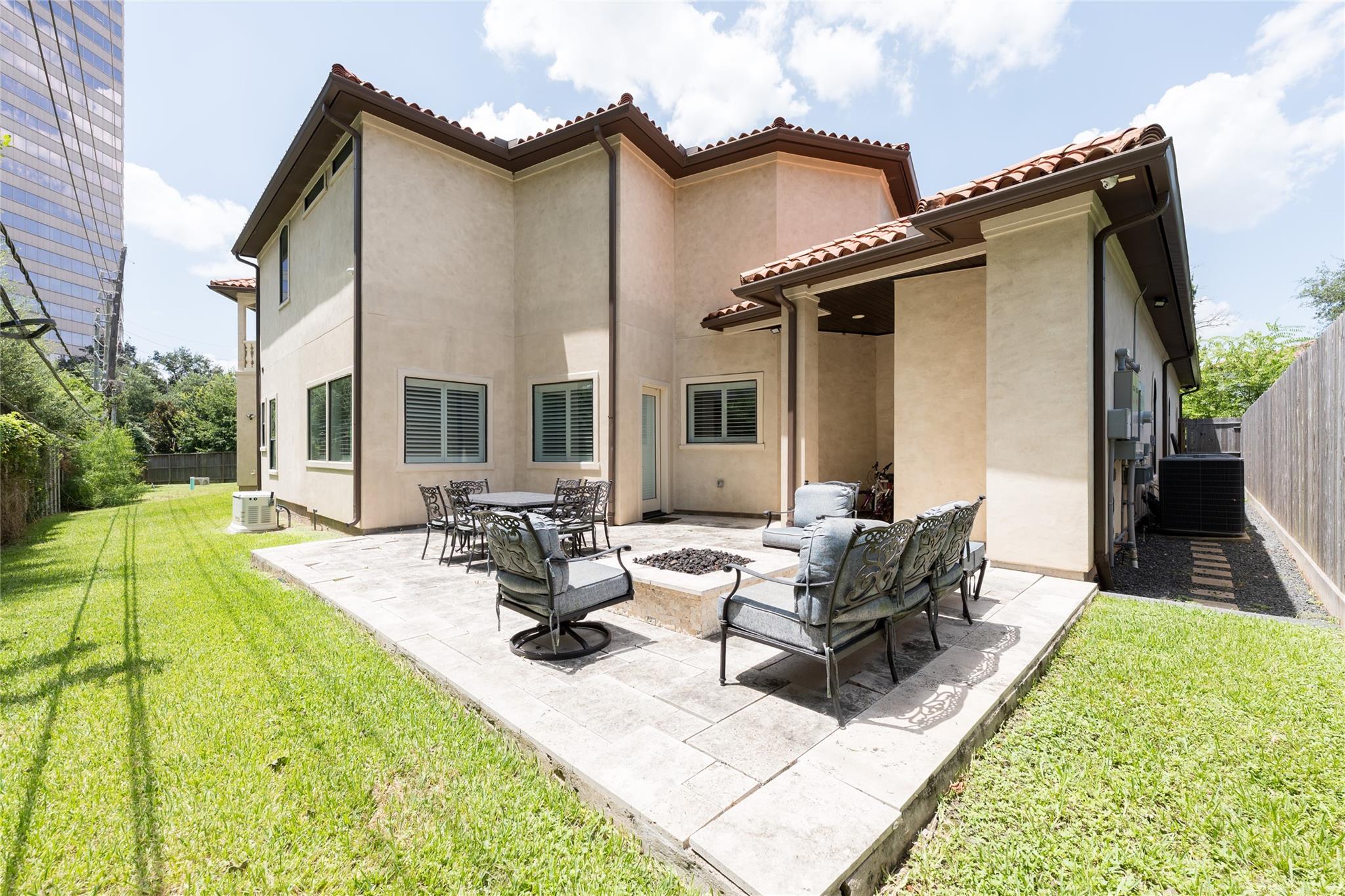 5142 Huckleberry Circle
